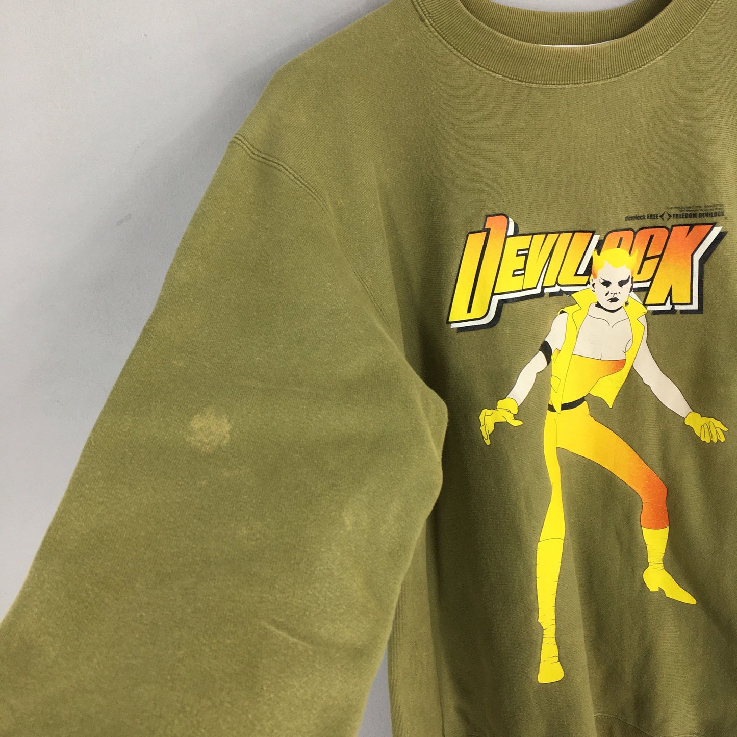 Devilock Japan Sweatshirt Medium