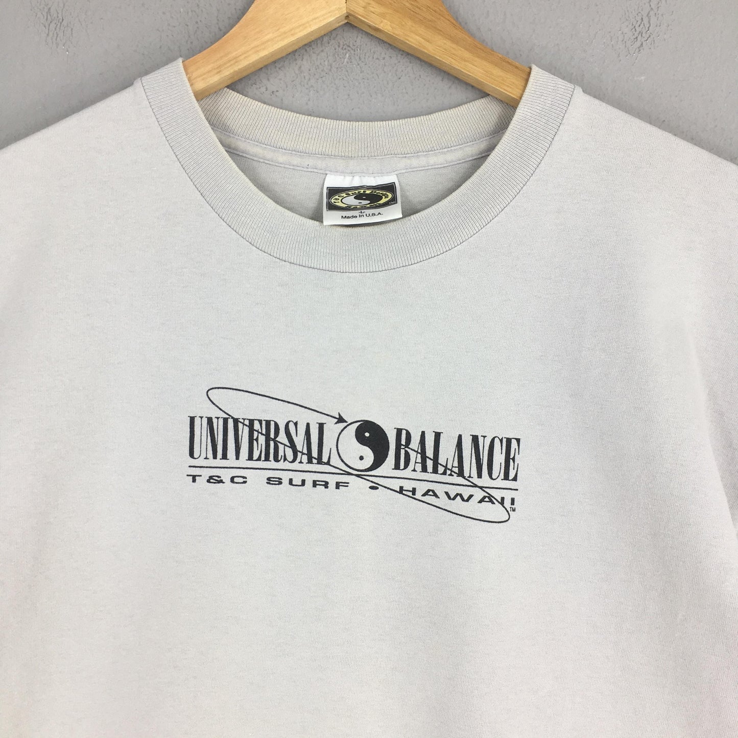 90s T&C Surf Designs Hawaii Yin Yang Surf Gray Tshirt