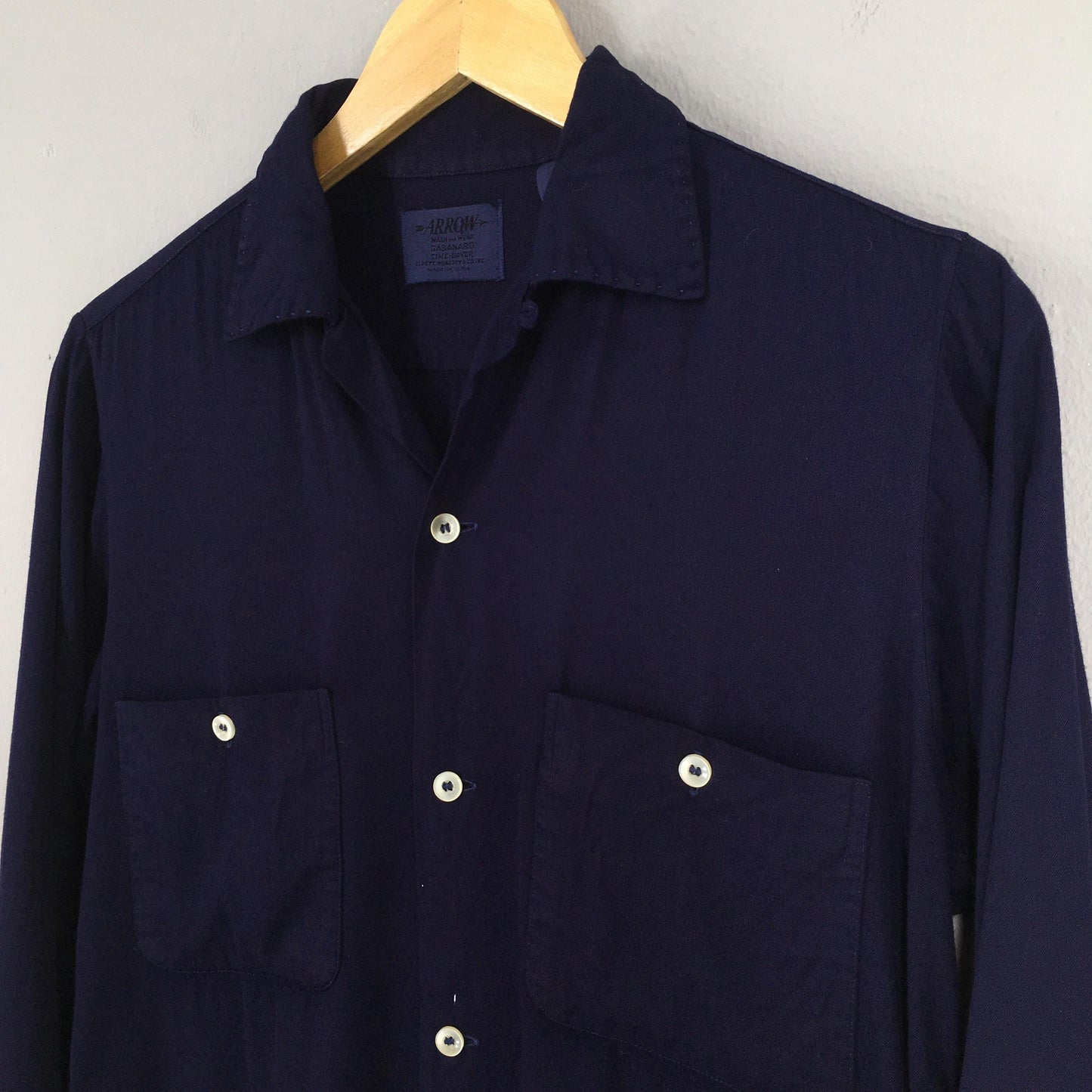 Arrow Gabanaro Loop Collar Shirt Medium