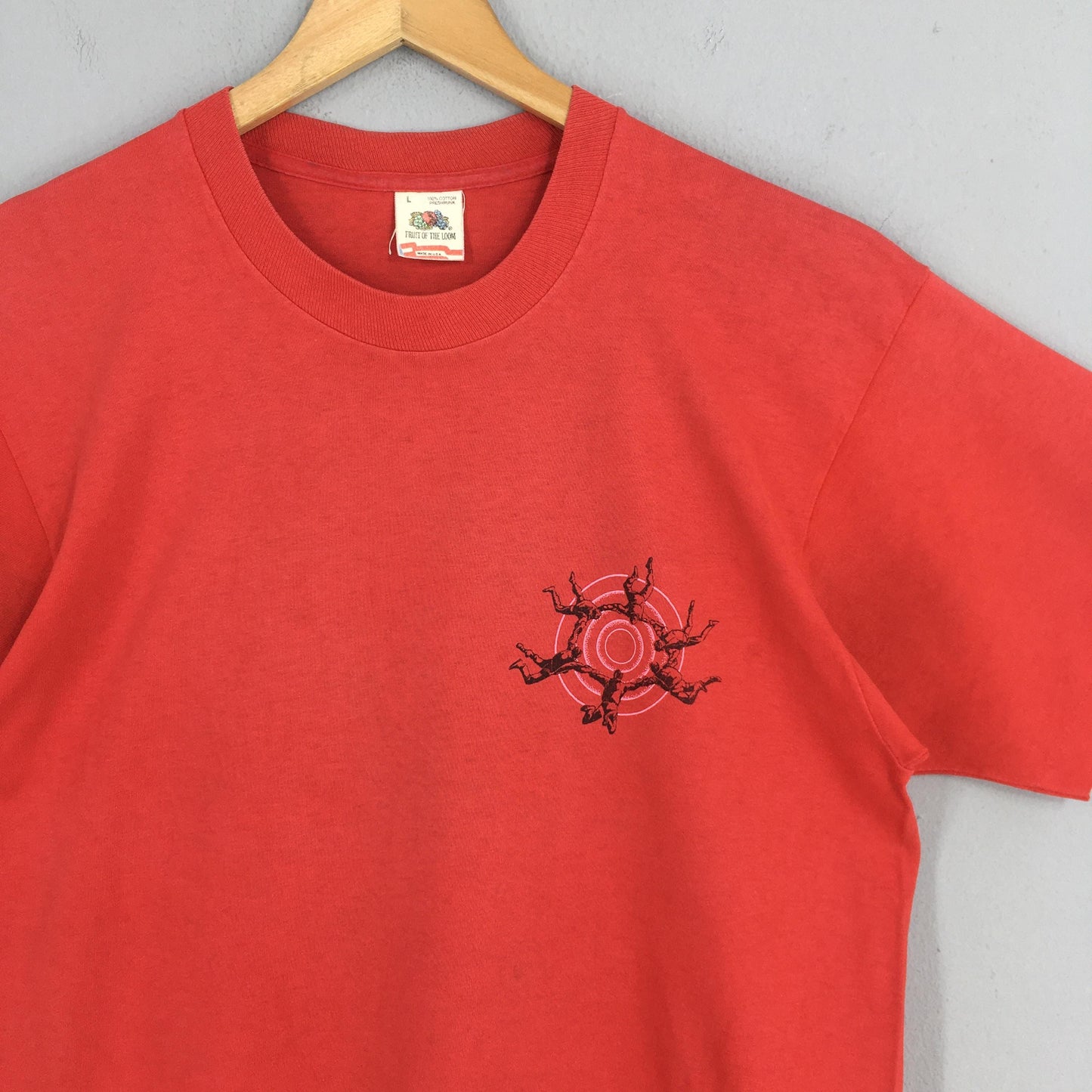 Parachute Ride Red T shirt Large