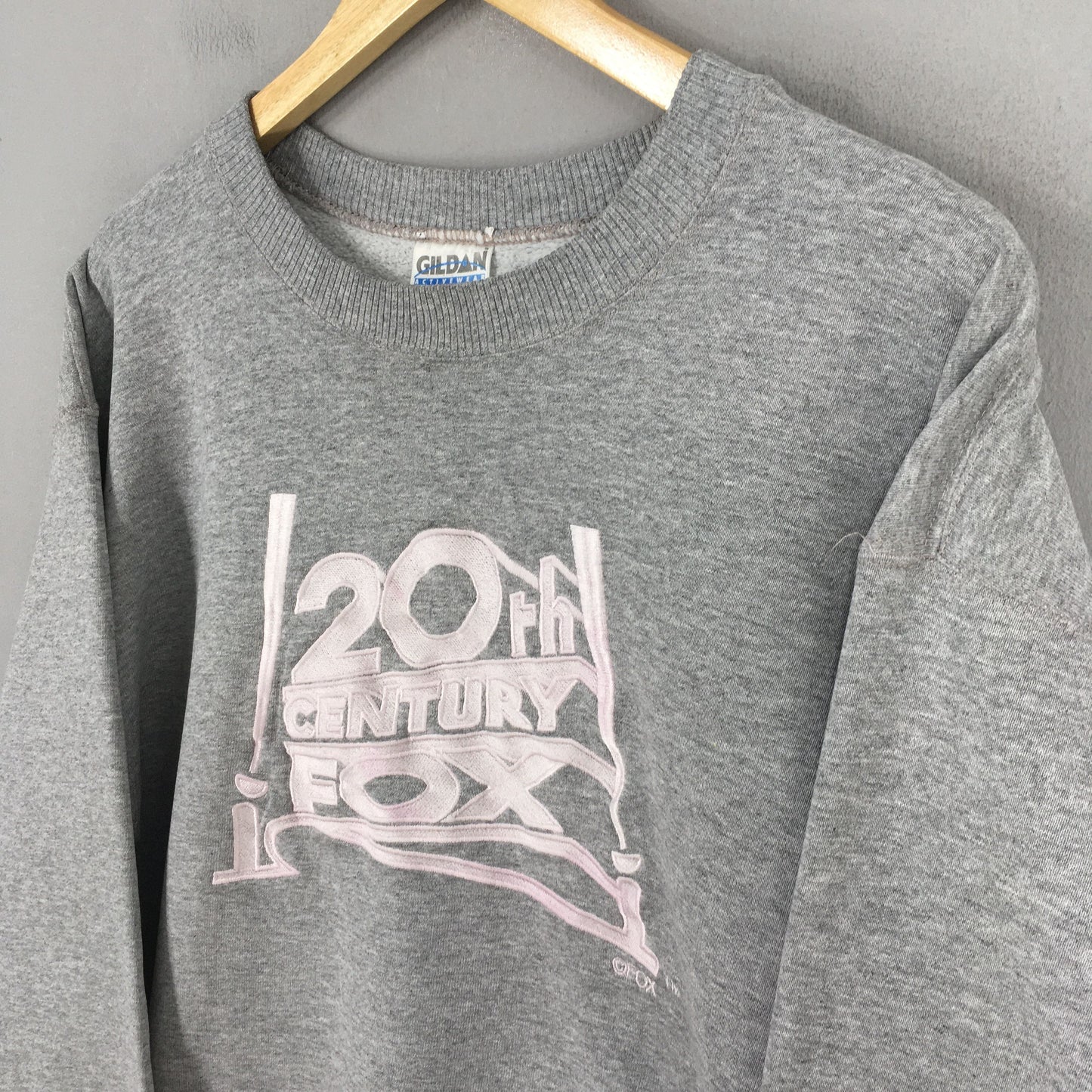 20th Century Fox Gray Sweatshirt Large