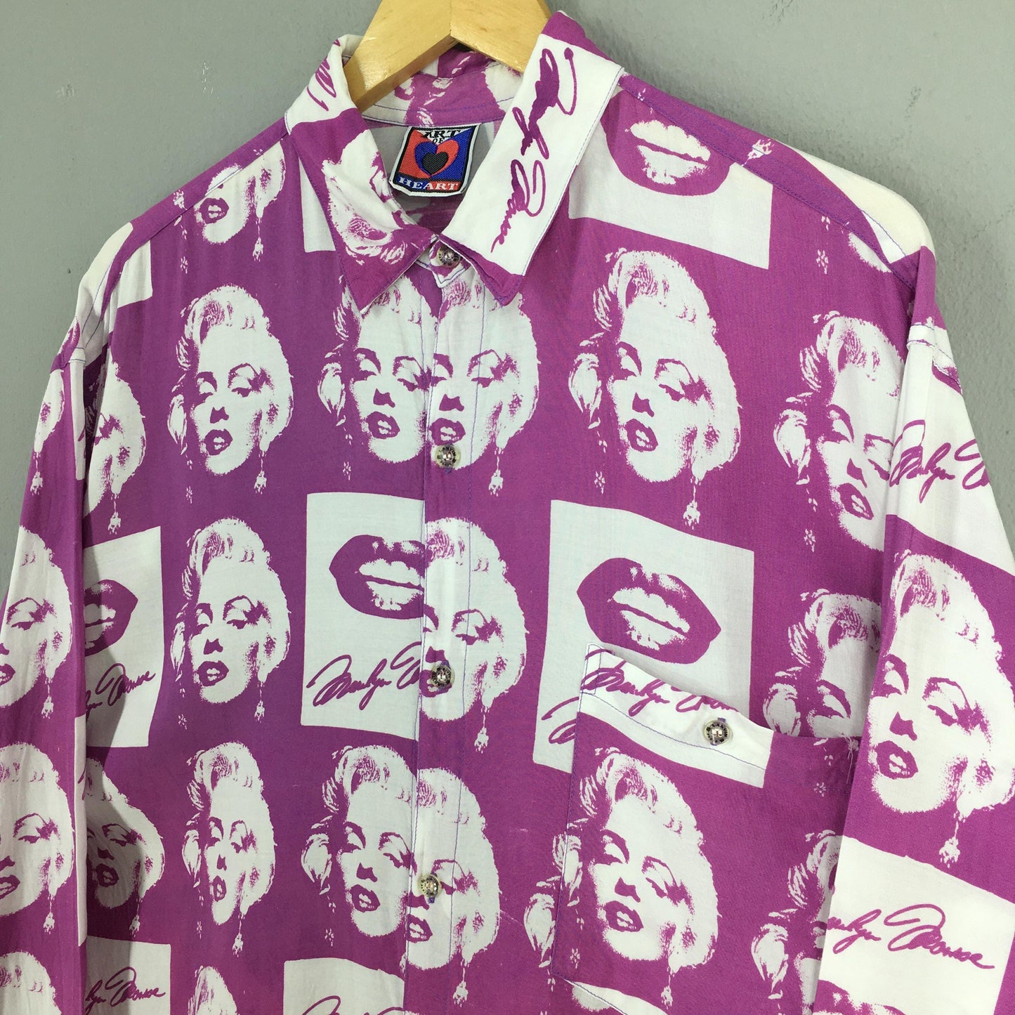 Iconic Marilyn Monroe Pink Rayon Shirt Large