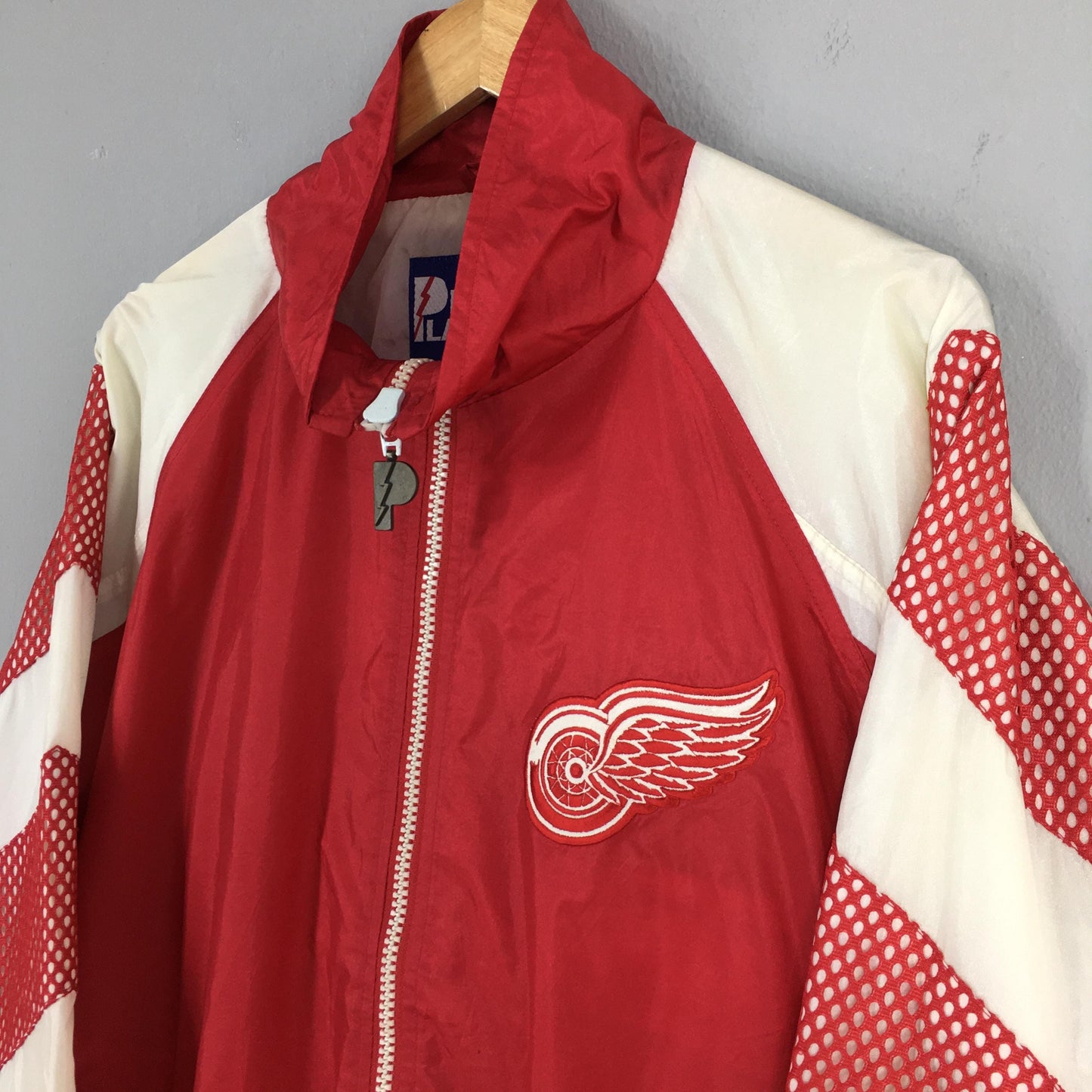 Detroit Red Wings NHL Windbreaker Jacket Large