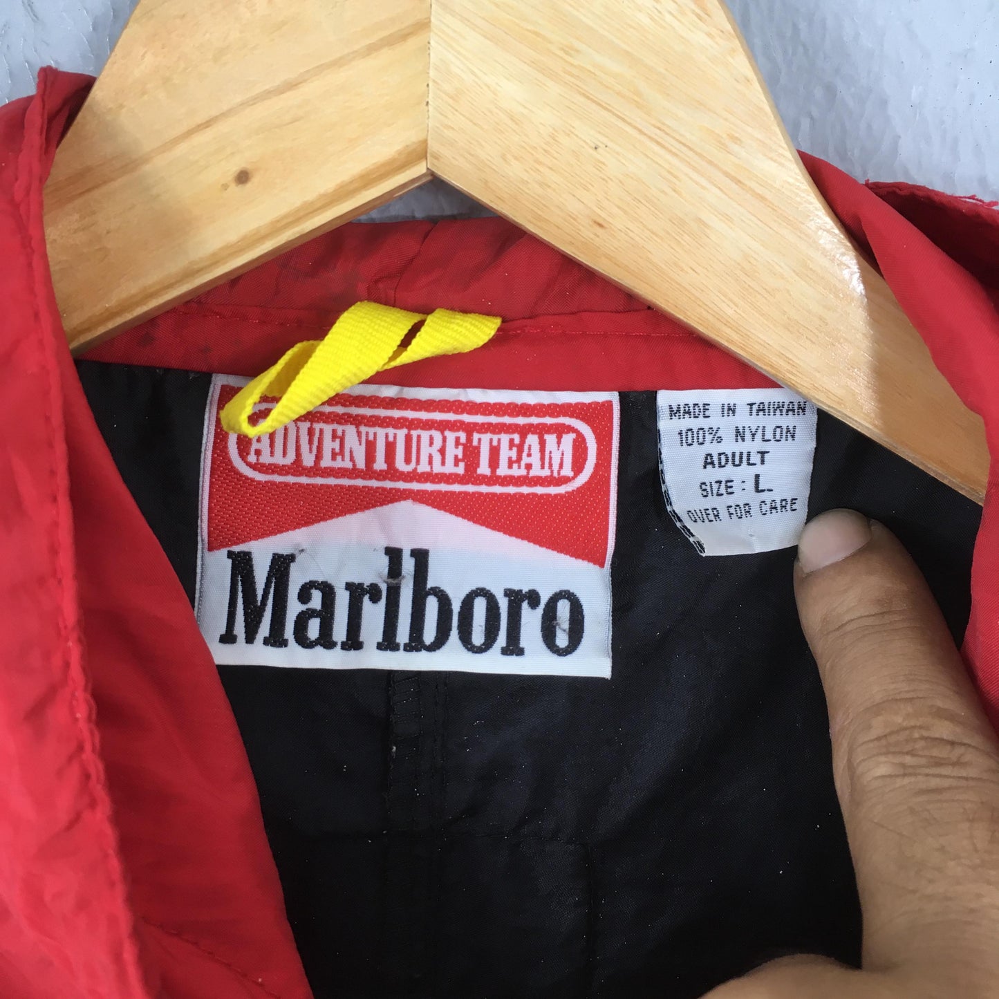 Marlboro Adventure Team Zipper Jacket Large