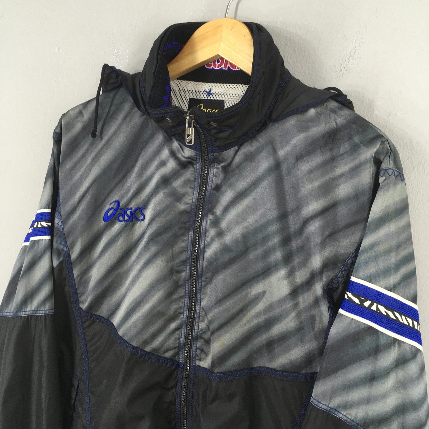 90s Asics Japan Windbreaker Jacket Large