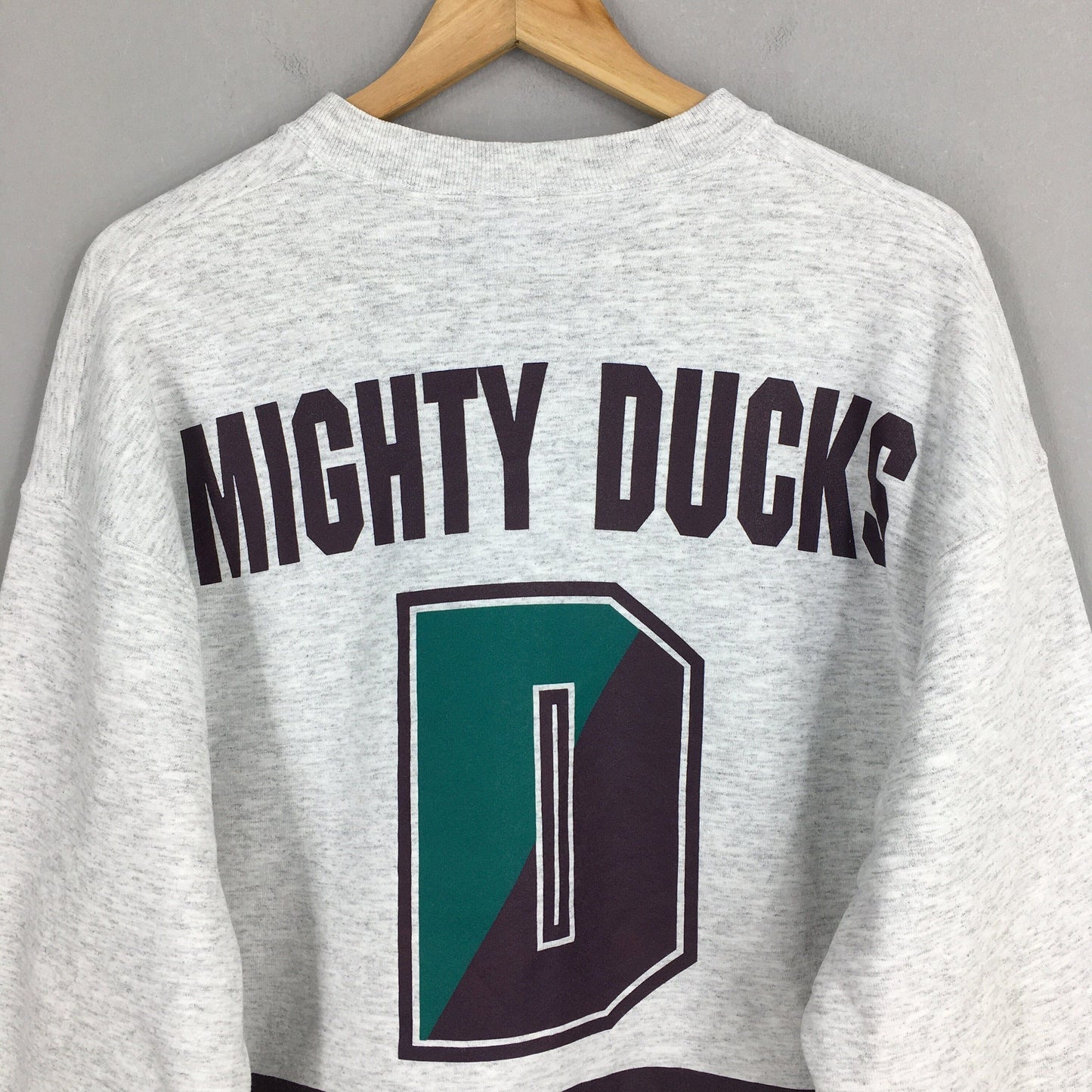 Mighty Ducks NHL Gray Sweatshirt XLarge