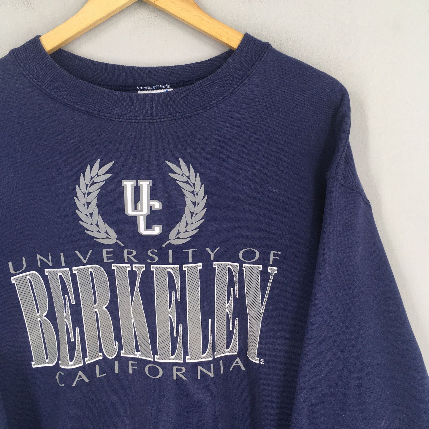 University of California Berkeley Sweatshirt Large