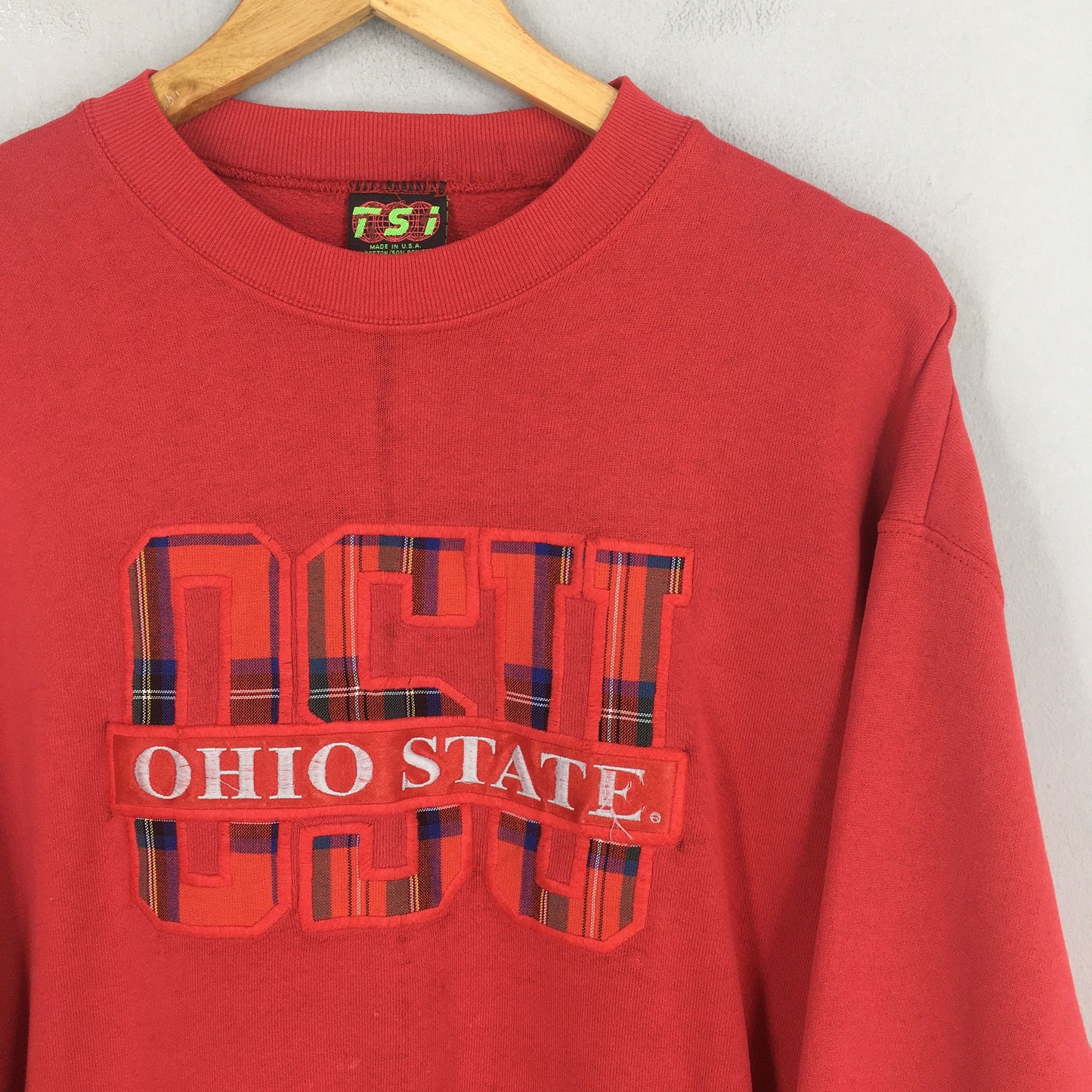 Ohio State University OSU Red Sweater Large