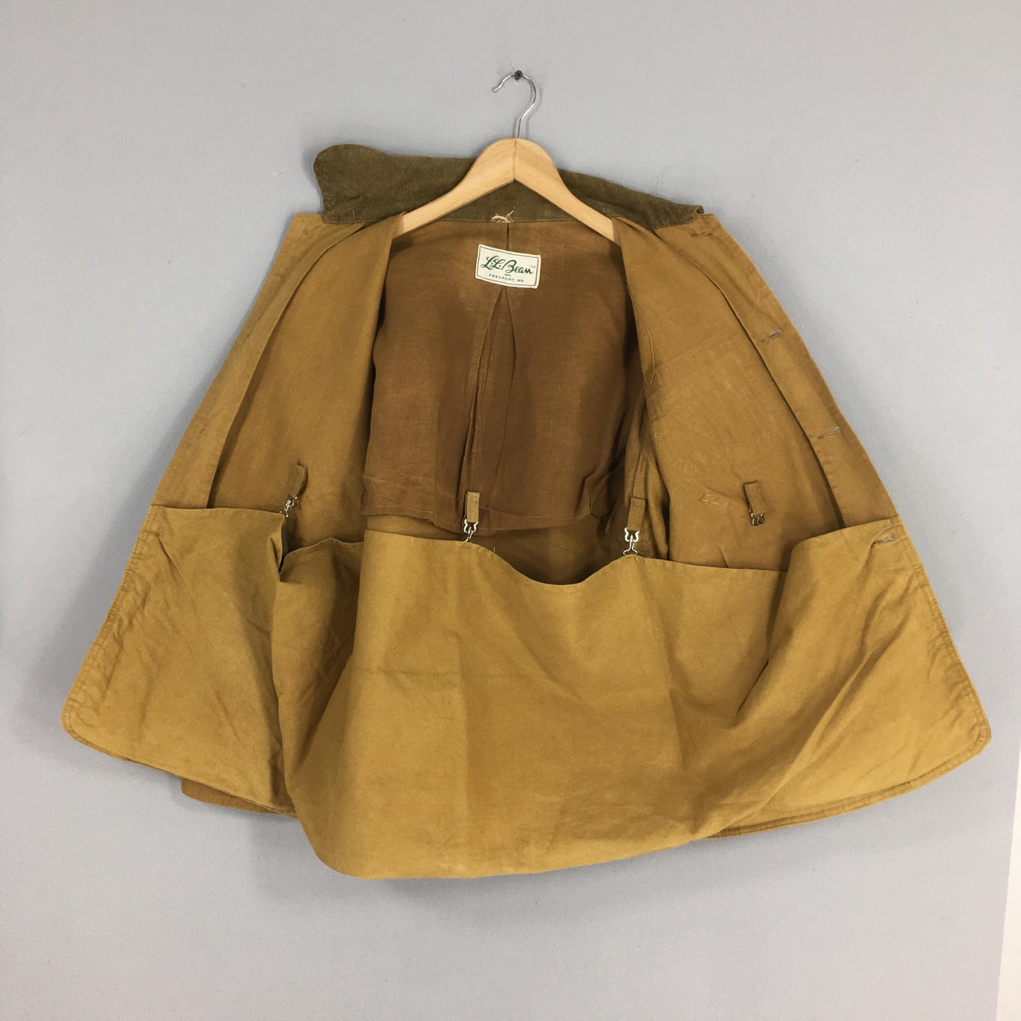 1970s LL Bean Hunting Brown Duck Chore Jacket Large