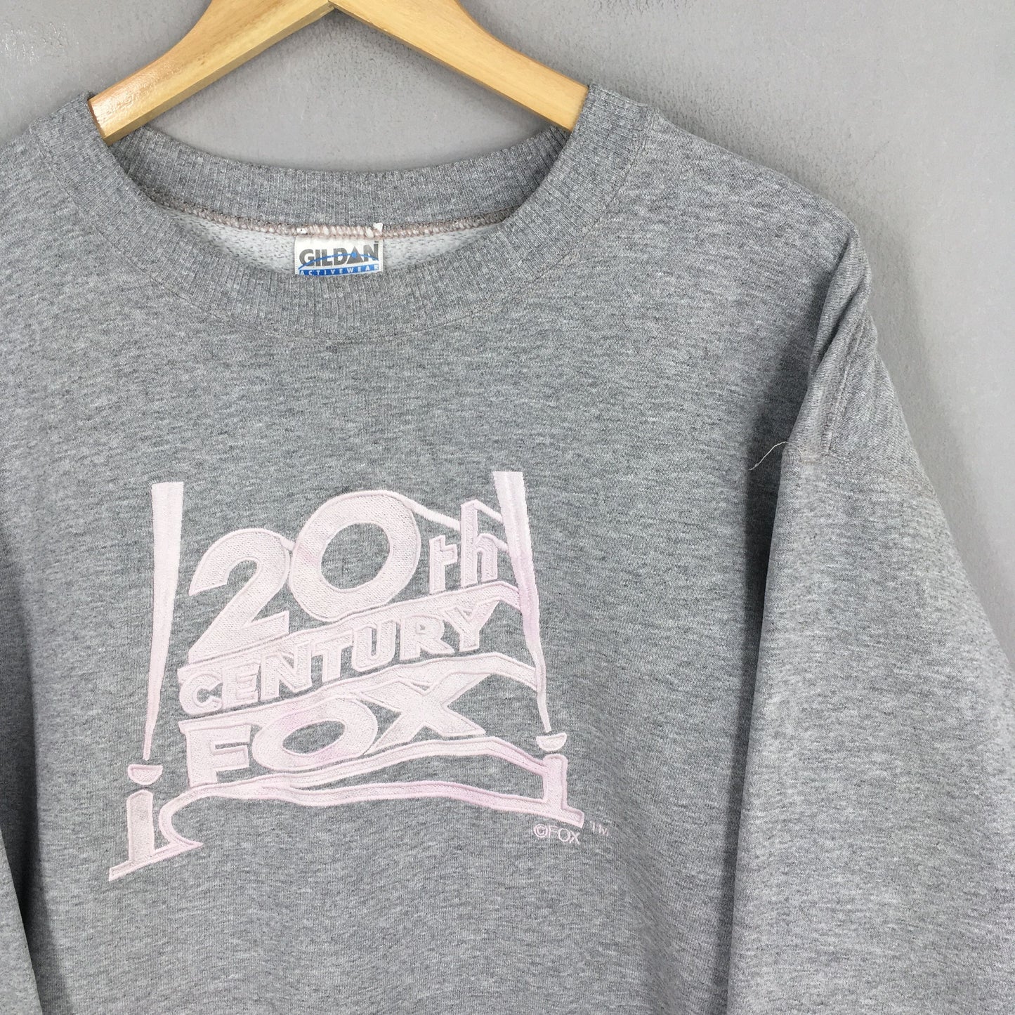 20th Century Fox Gray Sweatshirt Large