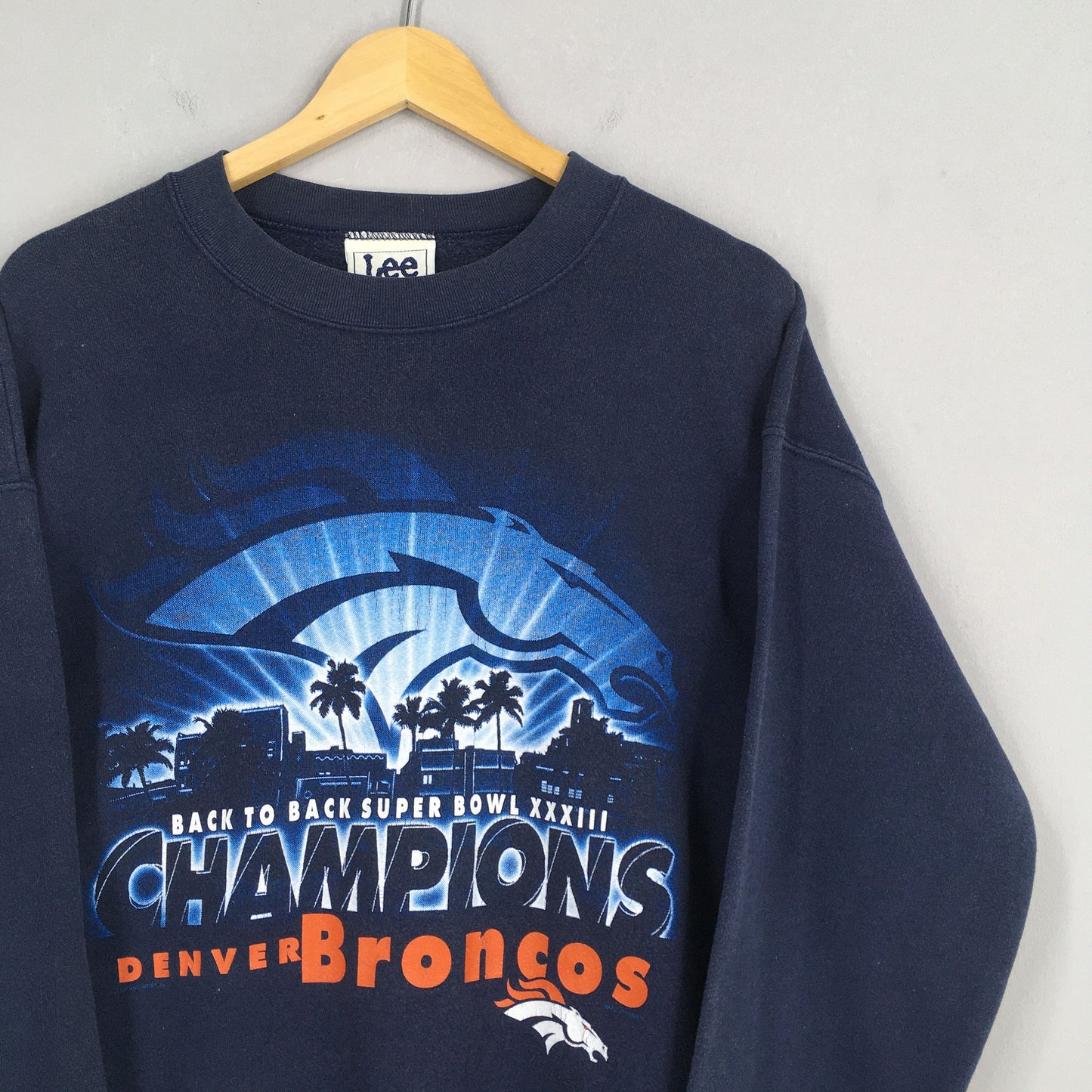 Denver Broncos Rugby NFL Sweatshirt Large