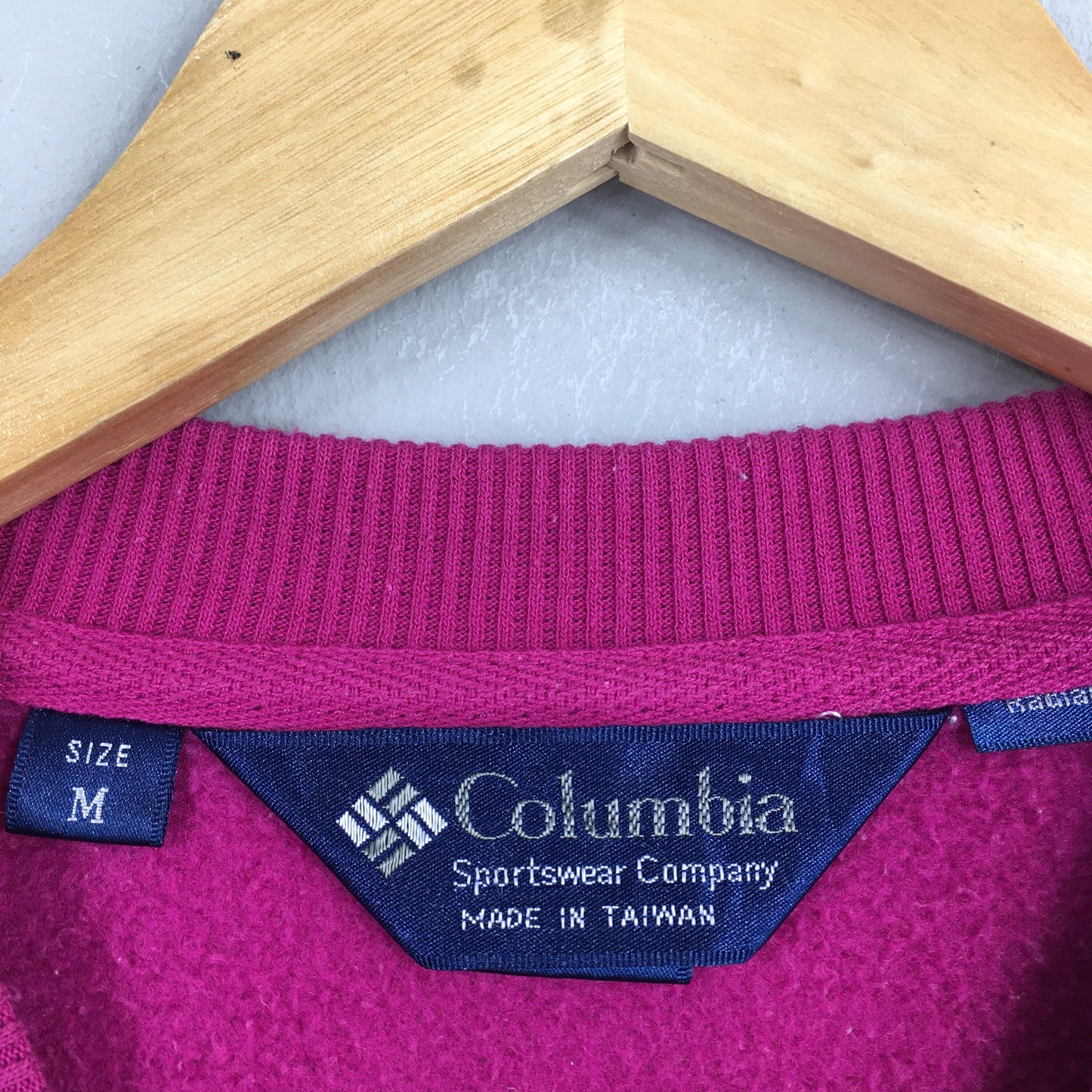 Columbia Sportwear Company Pink Sweatshirt M