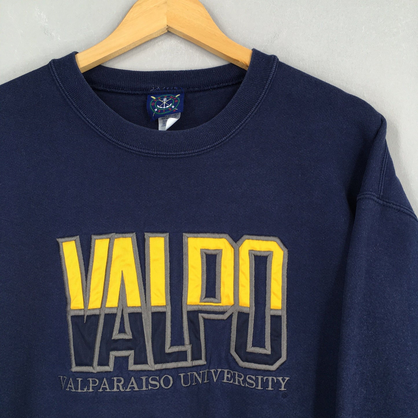 Valparaiso University Blue Sweatshirt Large