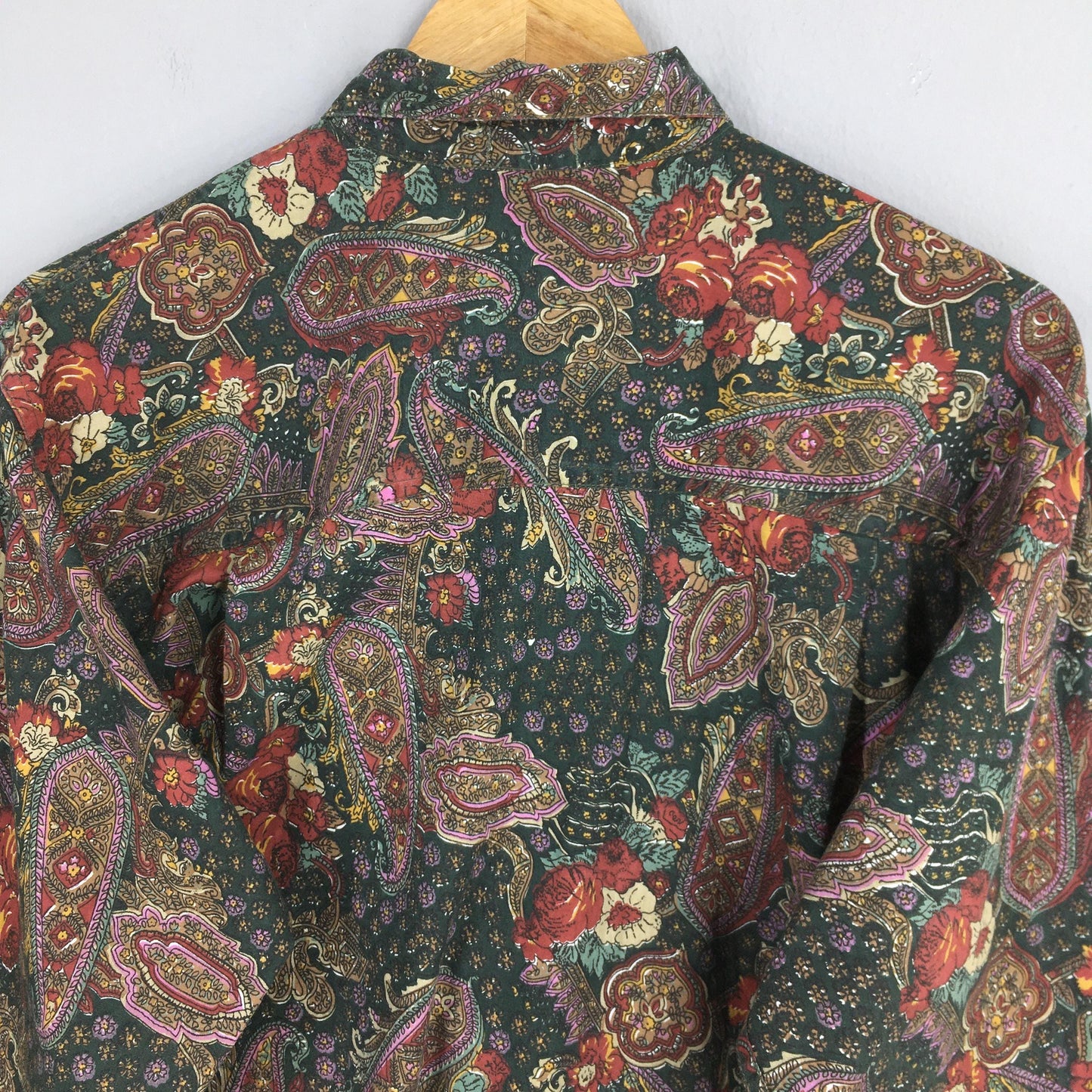 Paisley Floral Casual Shirt Medium