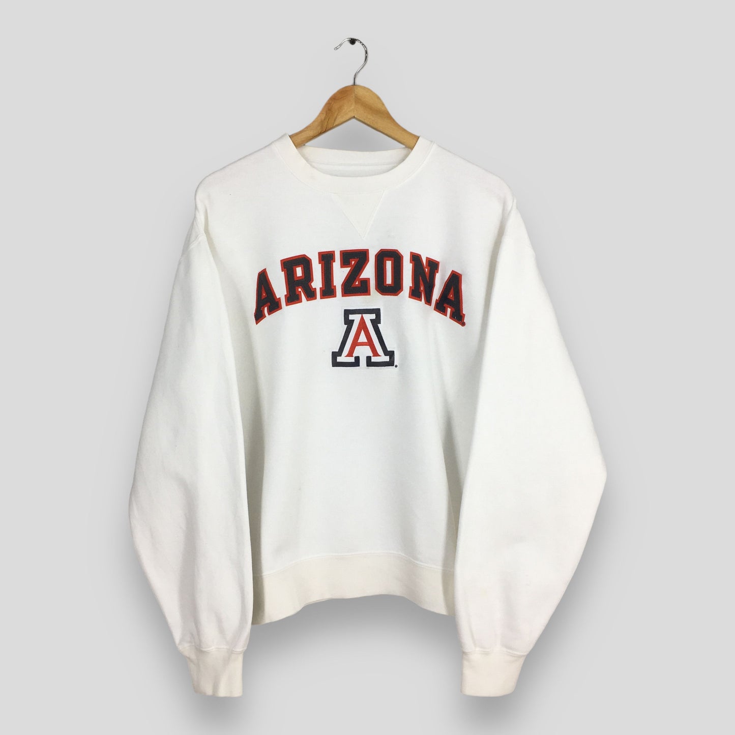 The University Of Arizona White Sweatshirt Medium