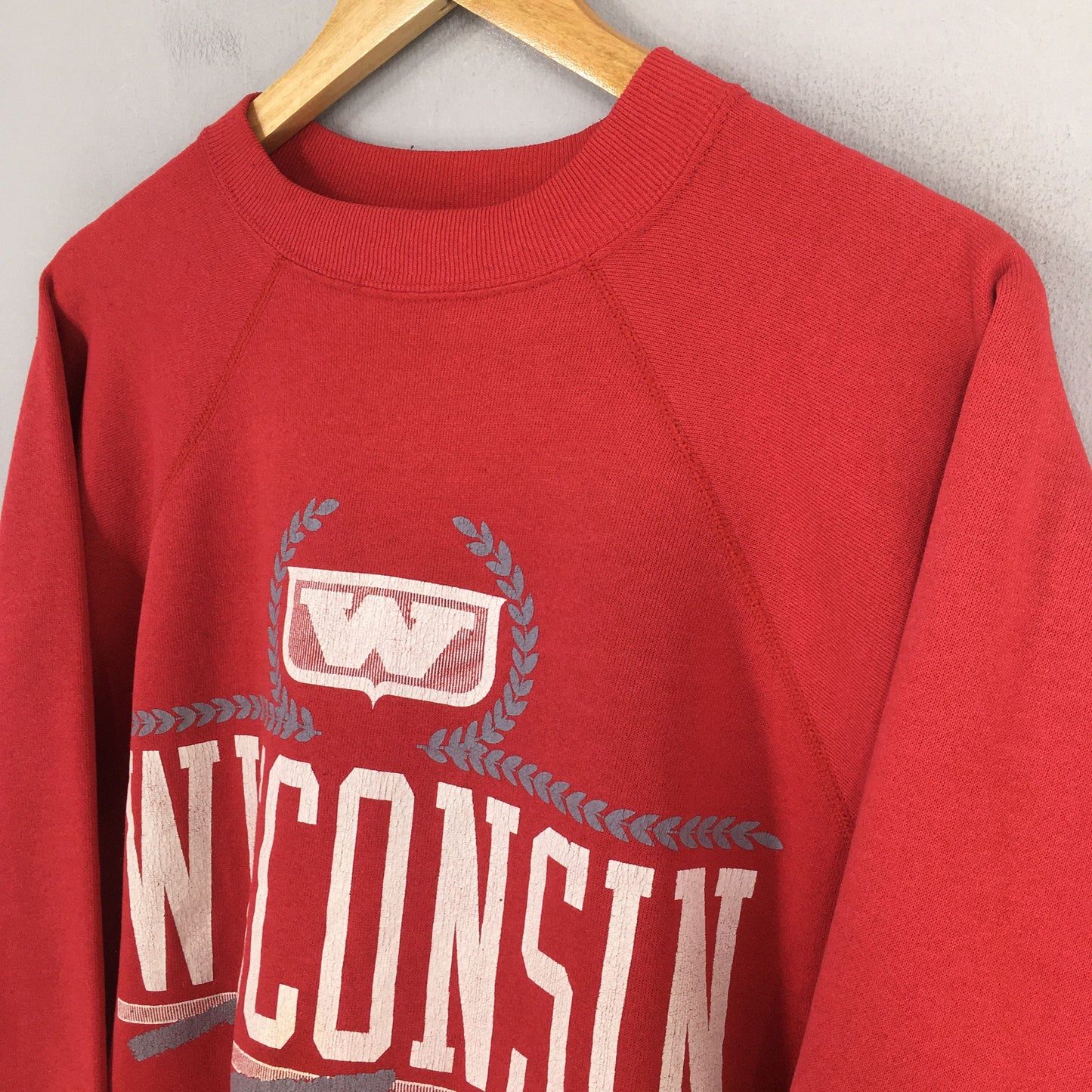 University Of Wisconsin Red Sweatshirt XLarge