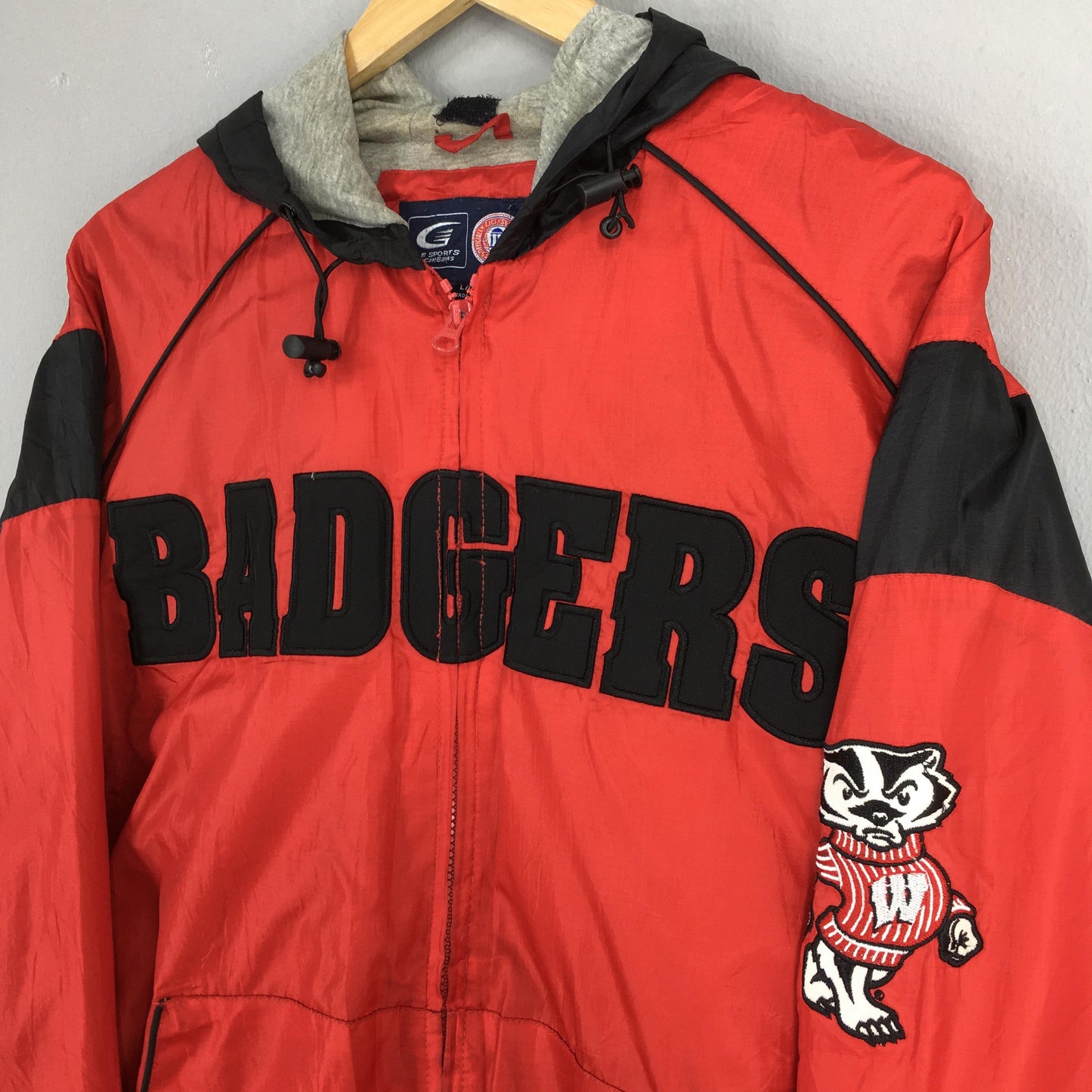 Wisconsin Badgers NCAA Hoodie Jacket Large