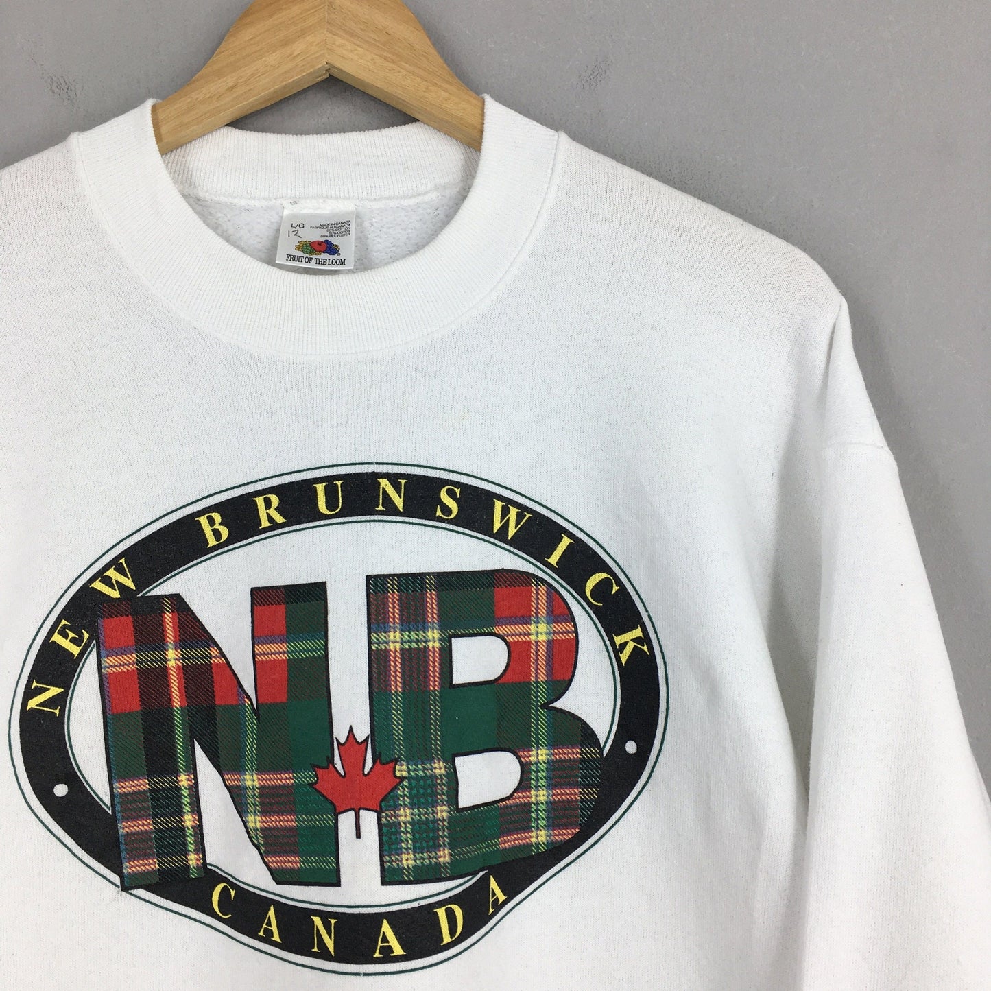 University of New Brunswick Sweatshirt Large