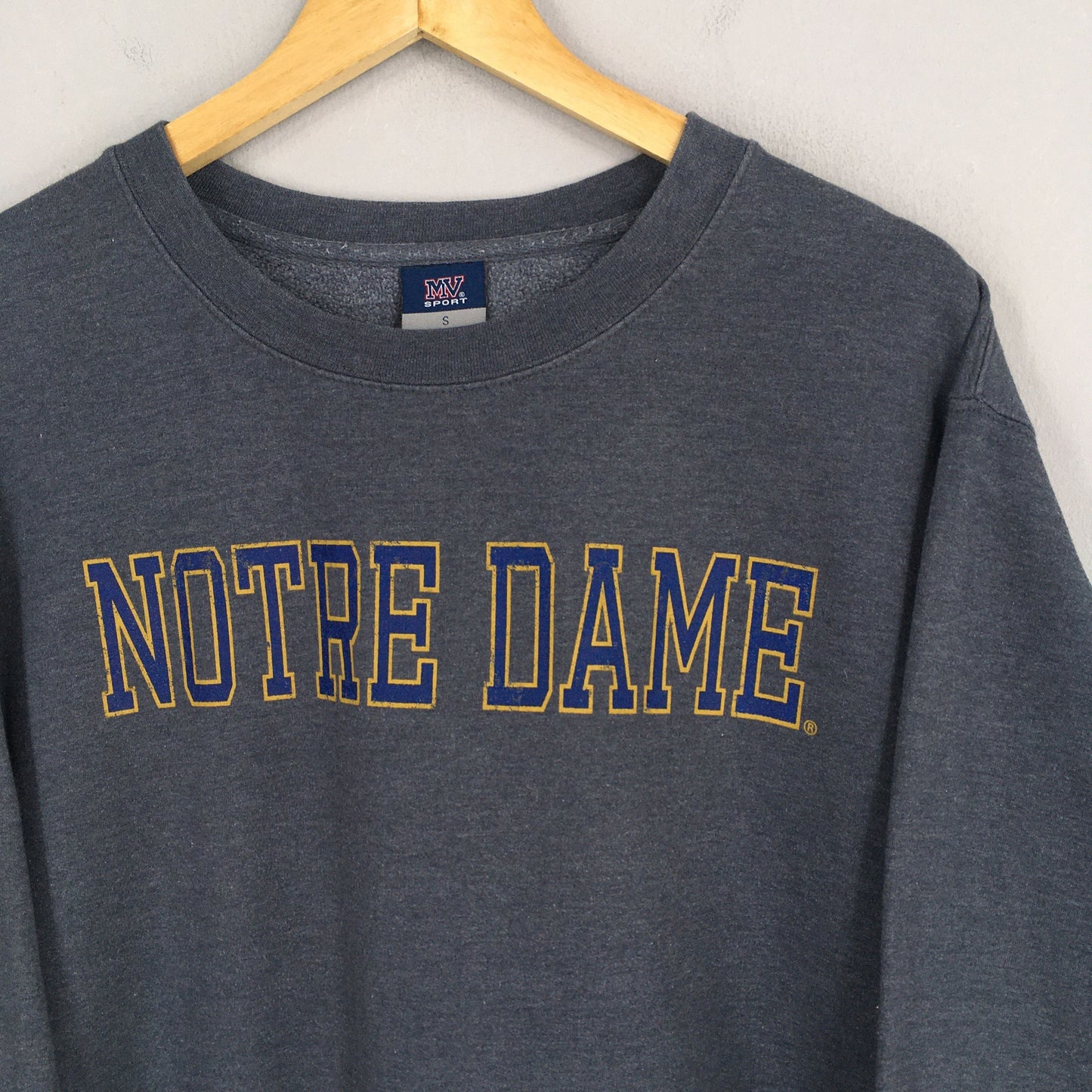 University Of Notre Dame Sweatshirt Small