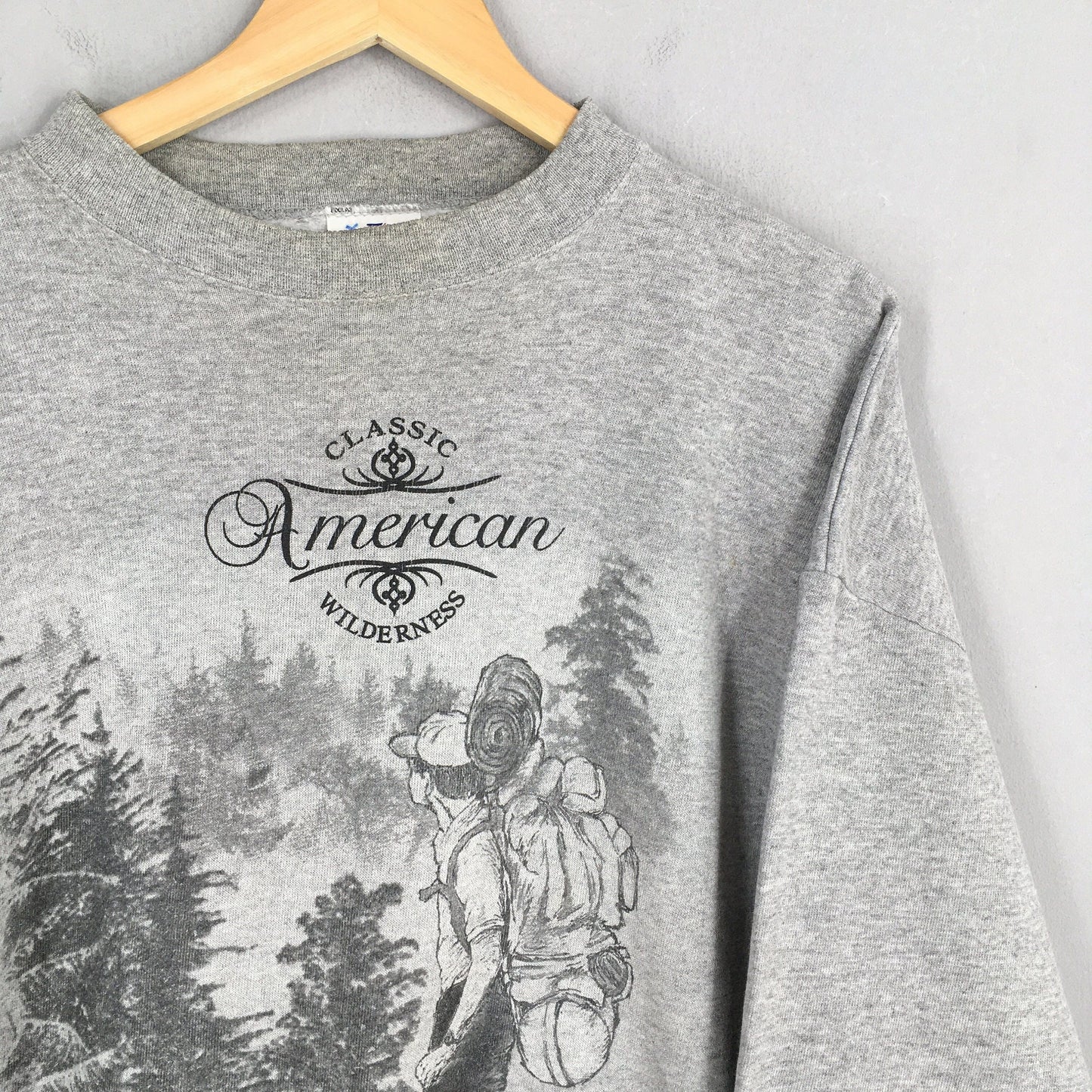 American Wilderness Deer Sweatshirt XLarge