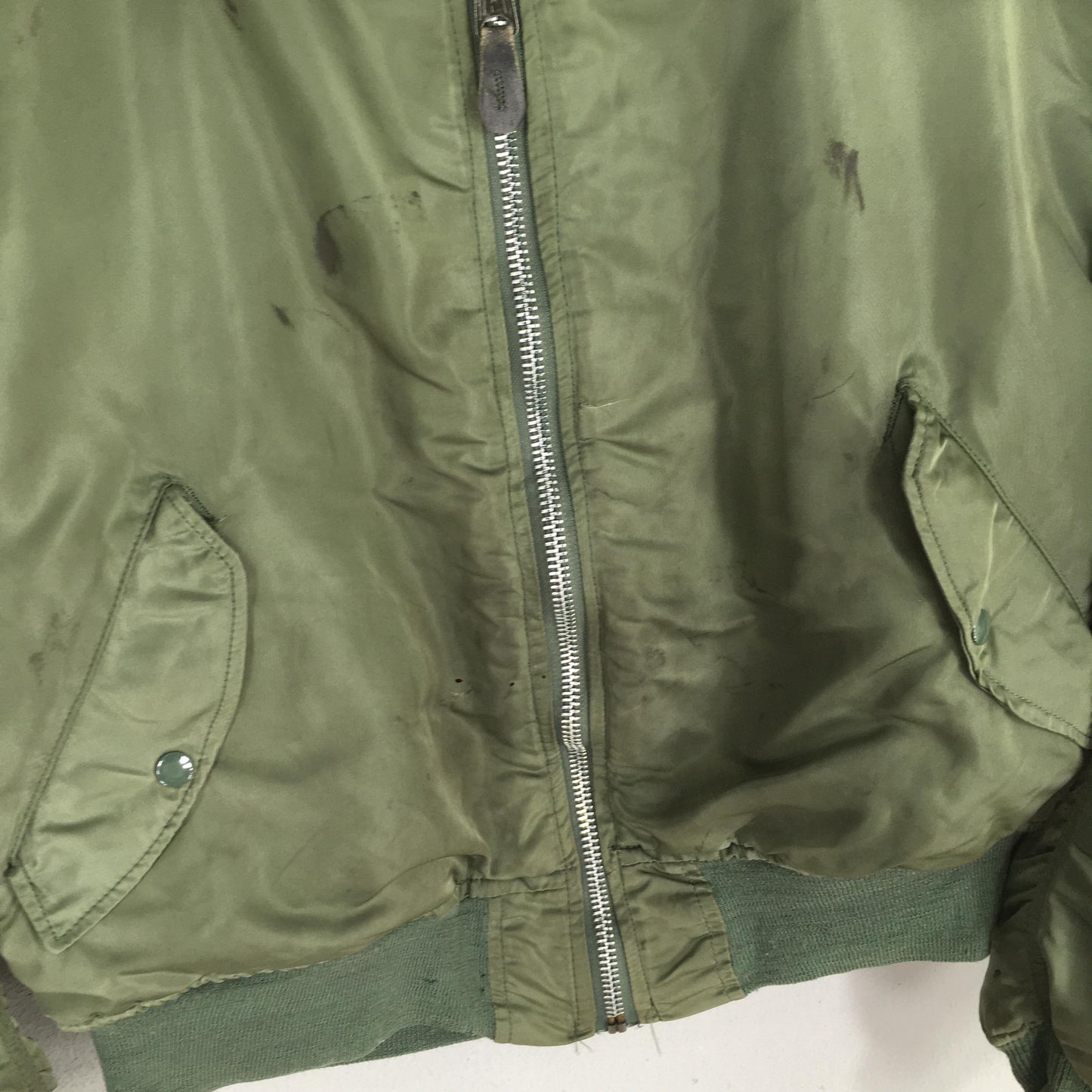 Alpha Industries US Air Force Bomber Jacket Large