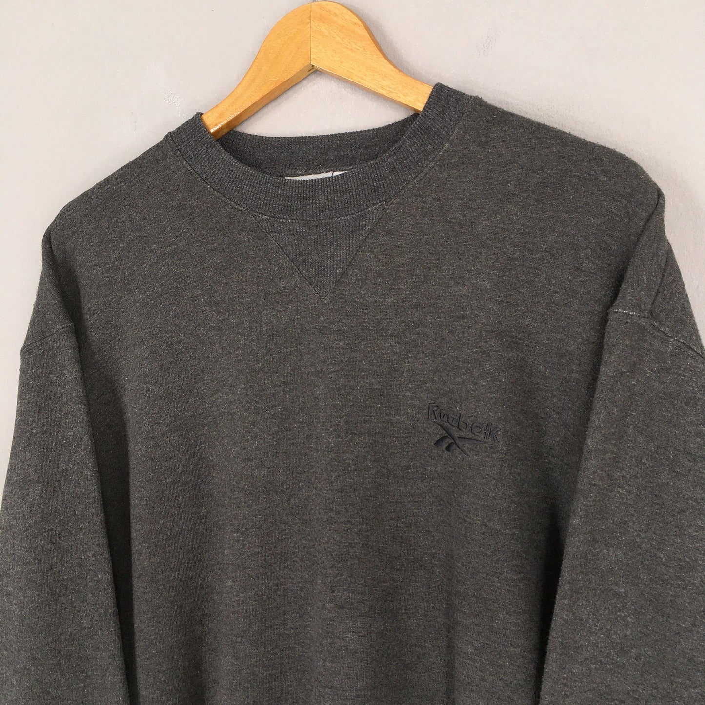 Reebok England Gray Crewneck Medium