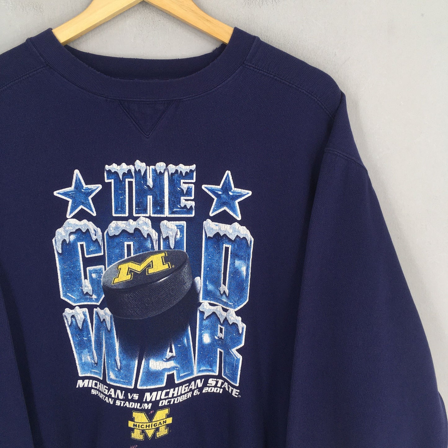 Michigan Wolverines Hockey Ice Jumper Large