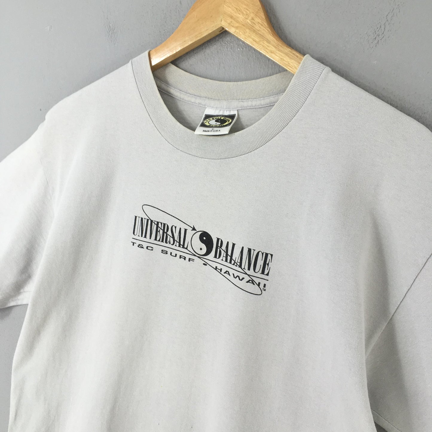 90s T&C Surf Designs Hawaii Yin Yang Surf Gray Tshirt