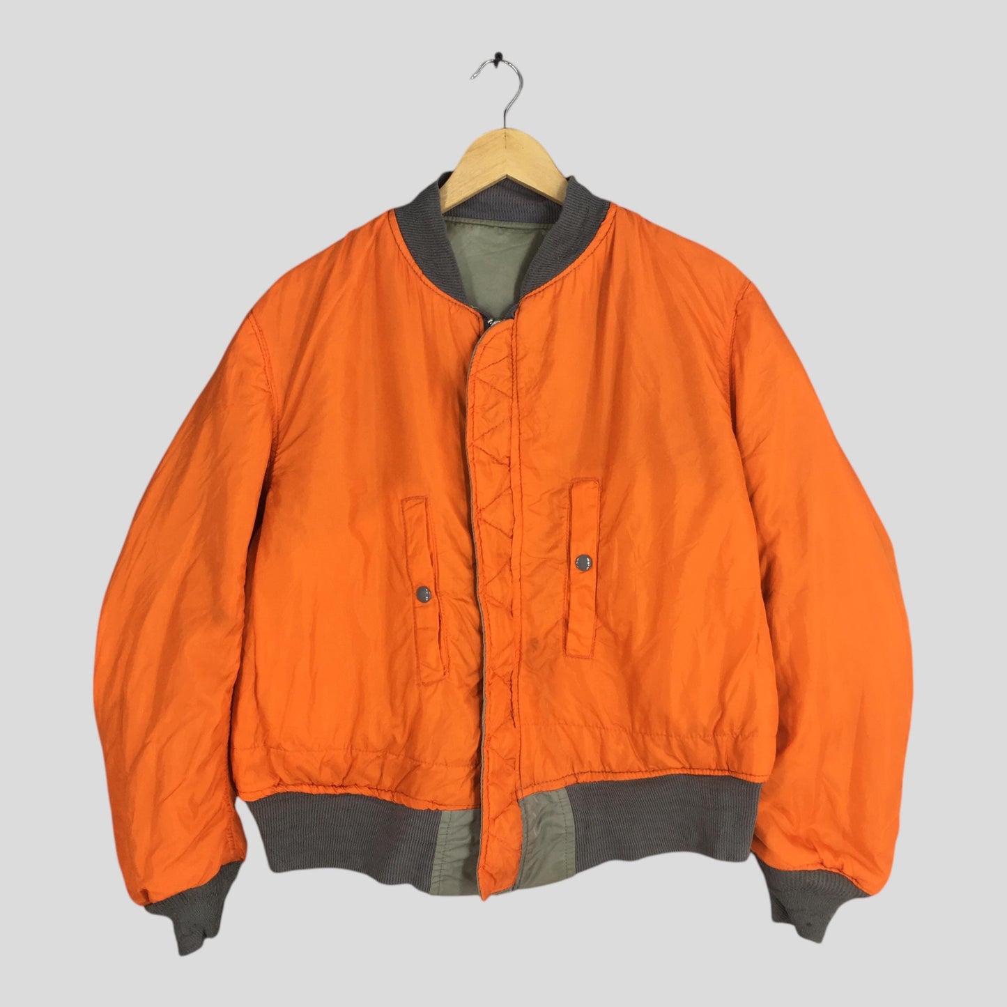 Alpha Industries US Air Force Bomber Jacket Large