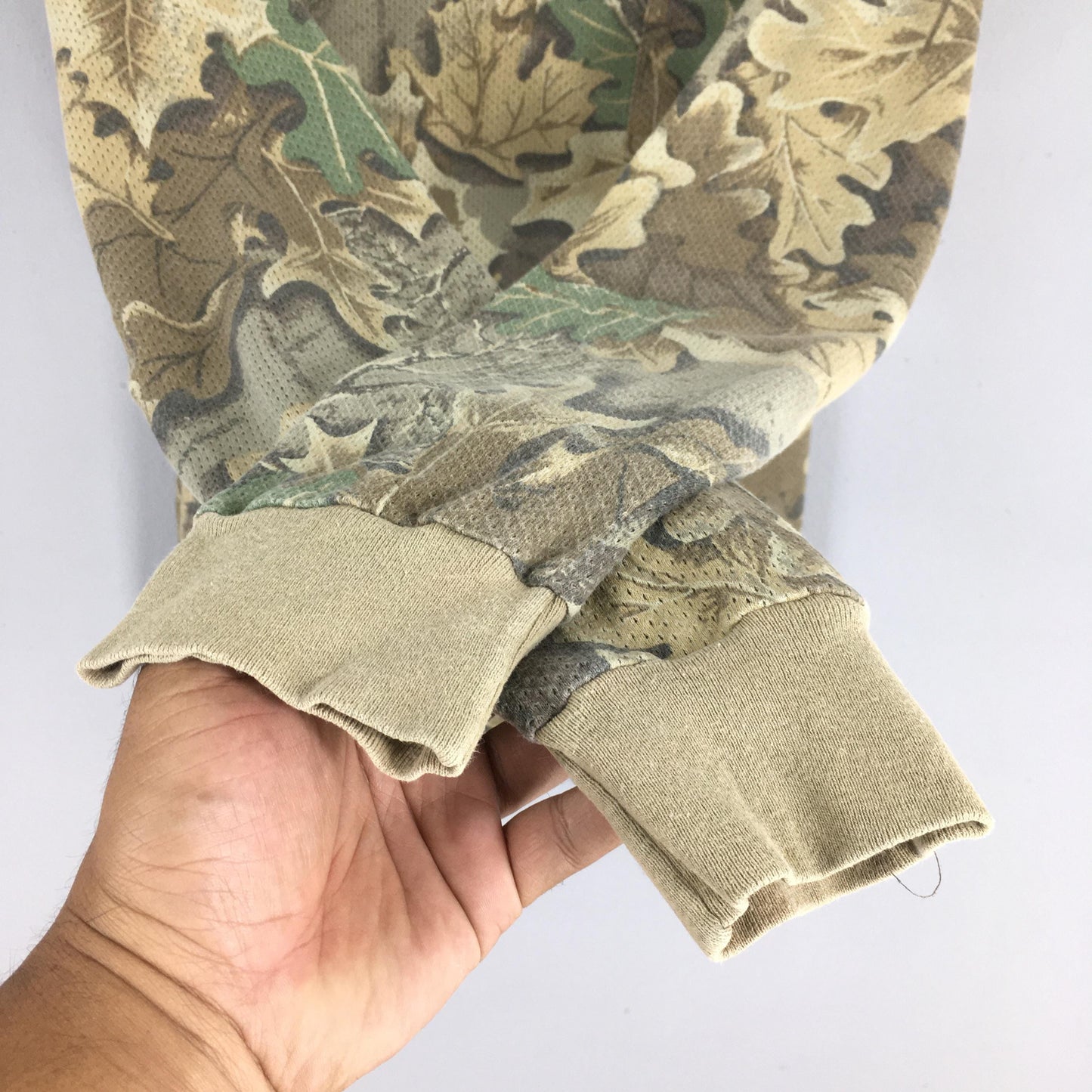 Sasquatch Real Tree Camo T shirt Large