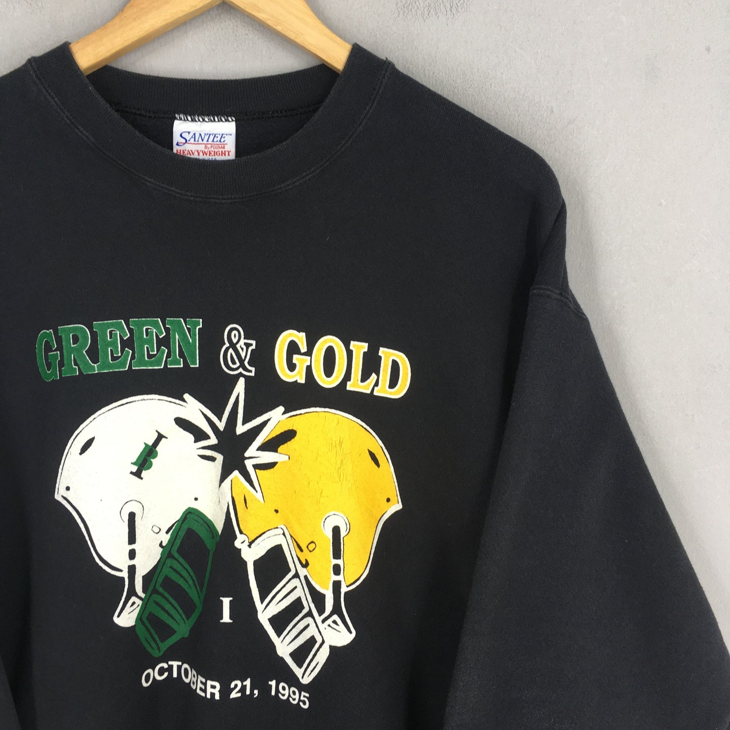 Green Vs Gold Football NFL Sweatshirt Large