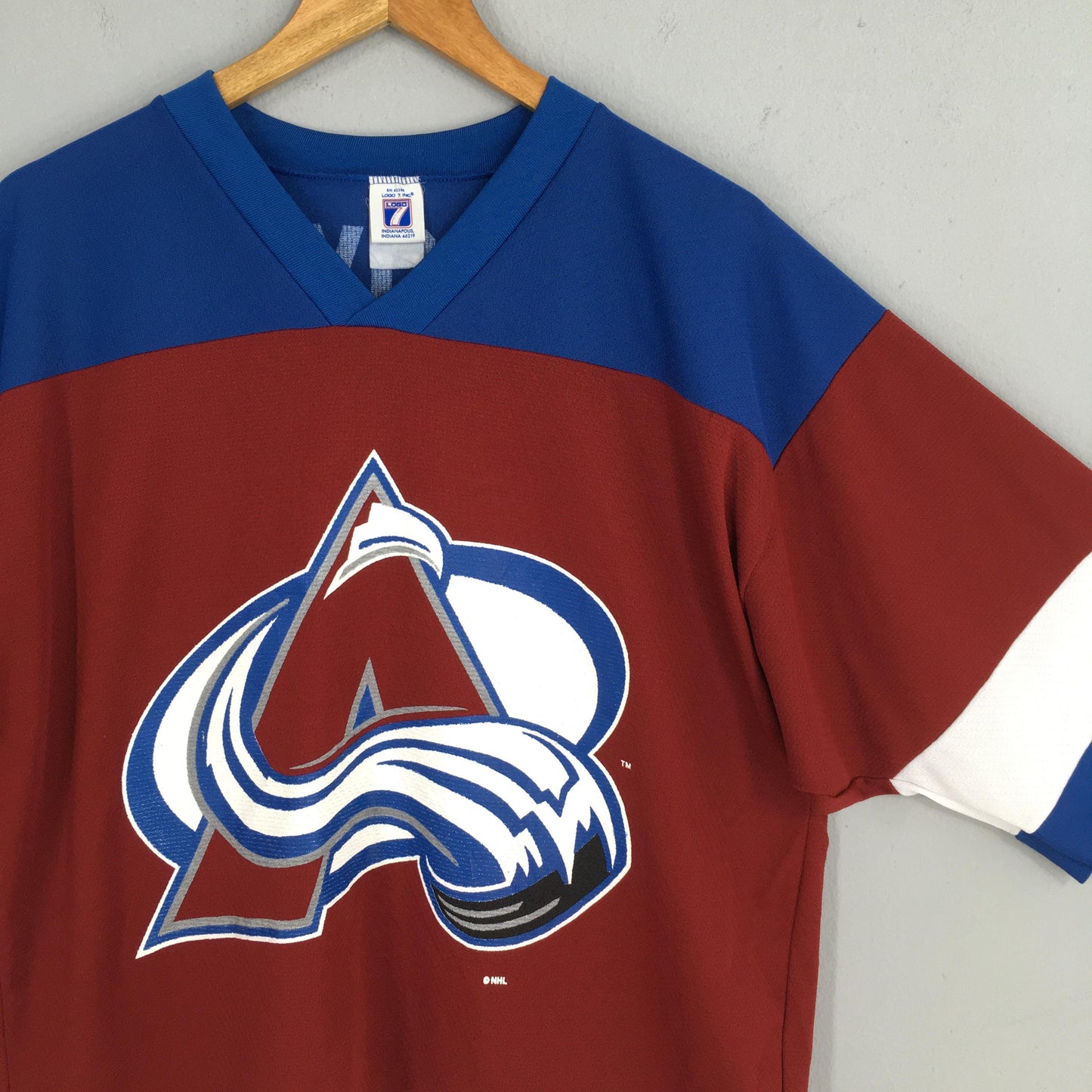 Colorado Avalanche NHL Jersey Medium