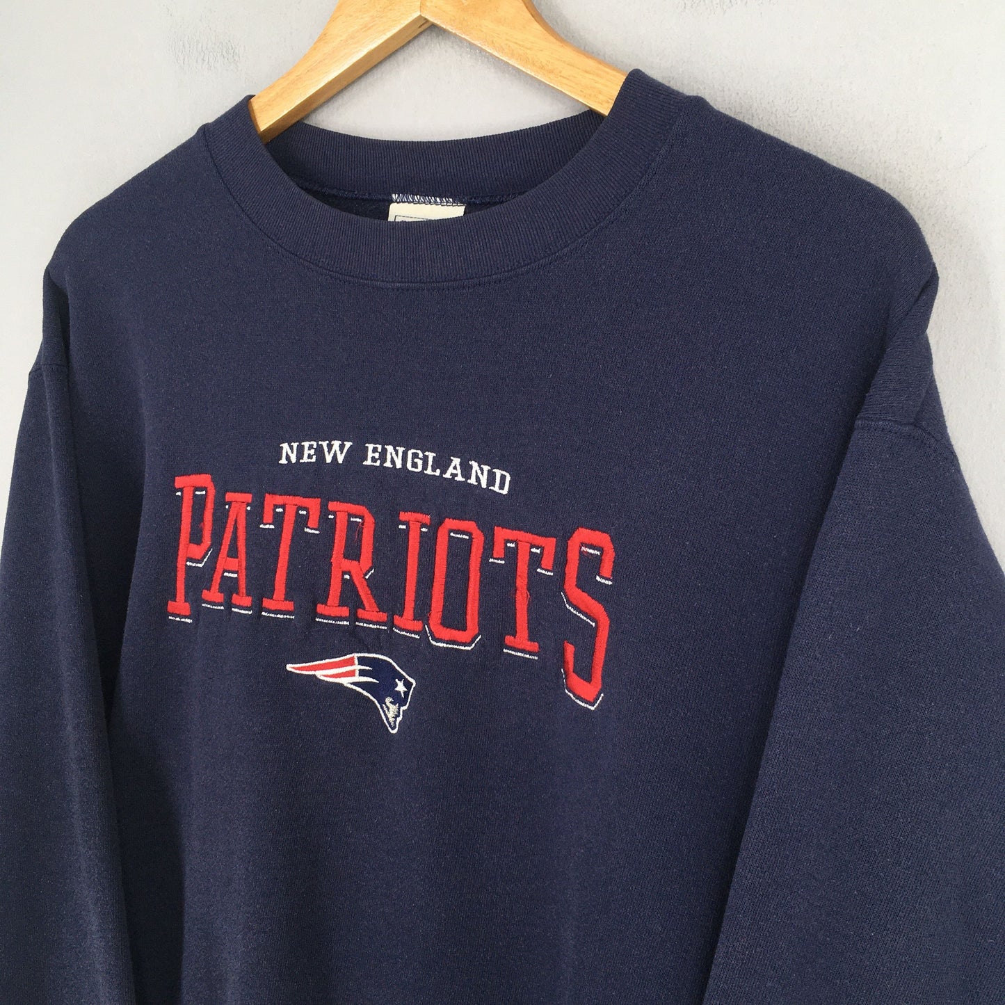 New England Patriots Football NFL Blue Sweatshirt Medium