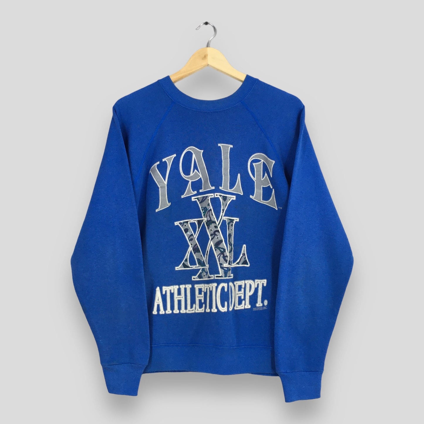 University Yale Sweatshirt Large