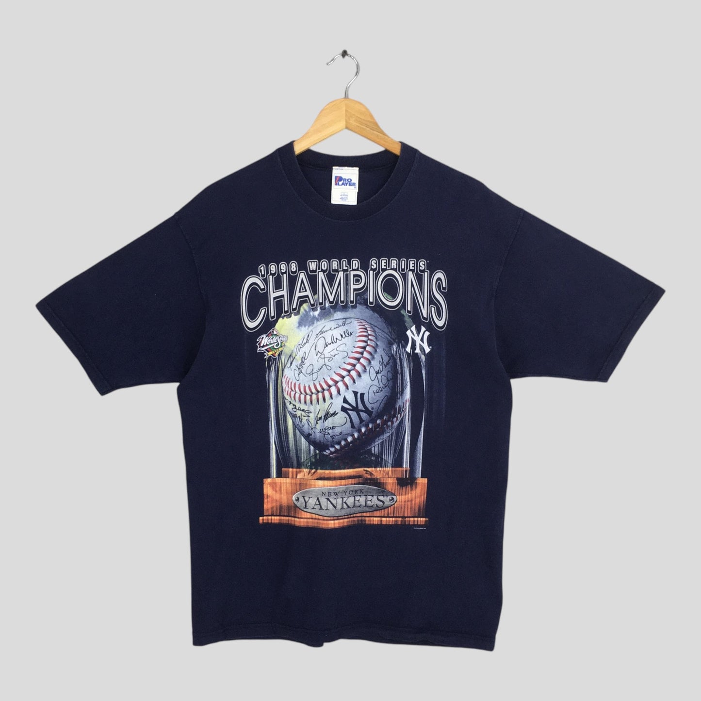 New York Yankees MLB Blue T shirt Large