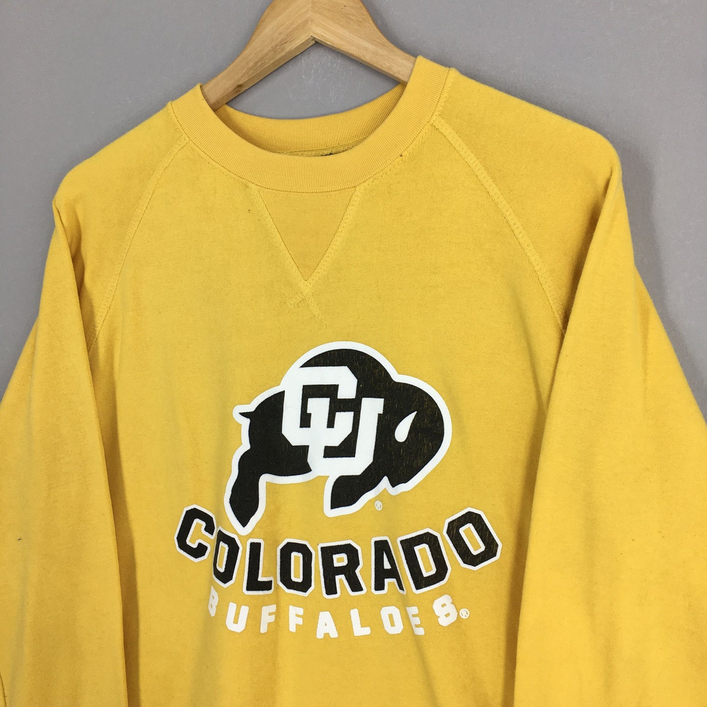 Colorado Buffaloes NCAA Sweatshirt Medium