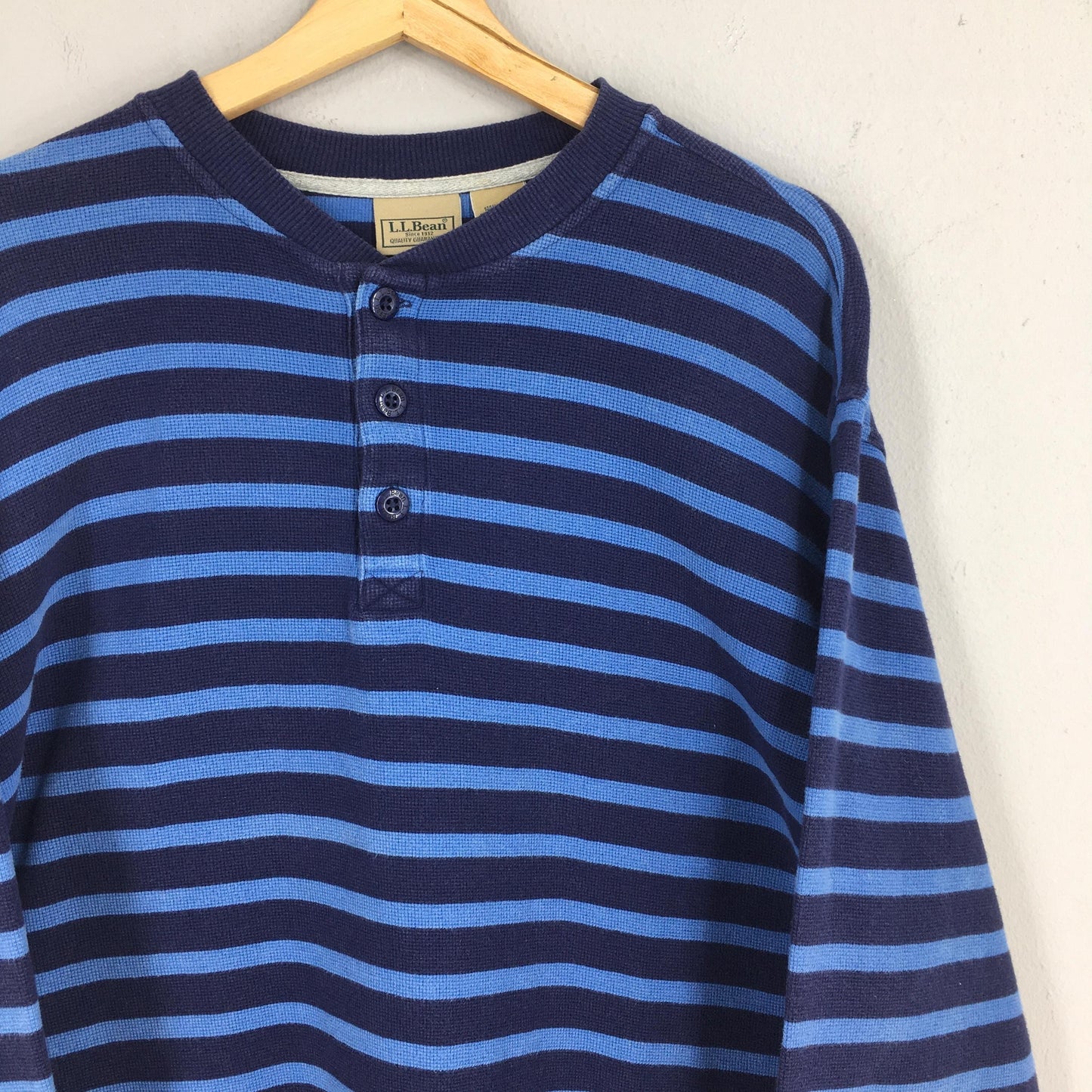 LL Bean Blue Stripes T shirt Large