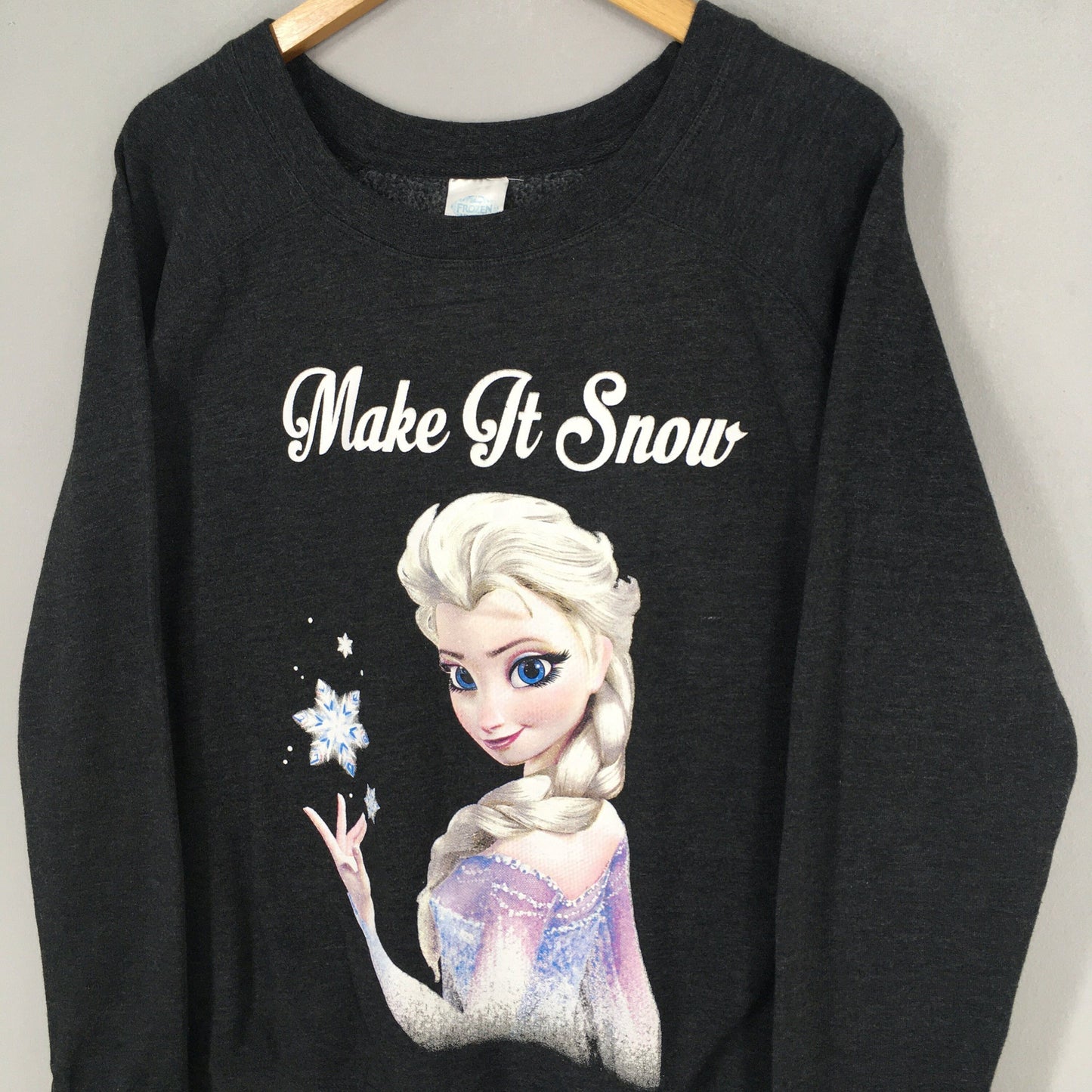 Frozen Movies Disney Ladies Gray Sweatshirt Medium