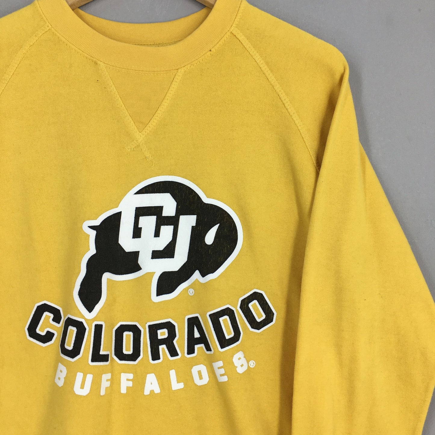 Colorado Buffaloes NCAA Sweatshirt Medium