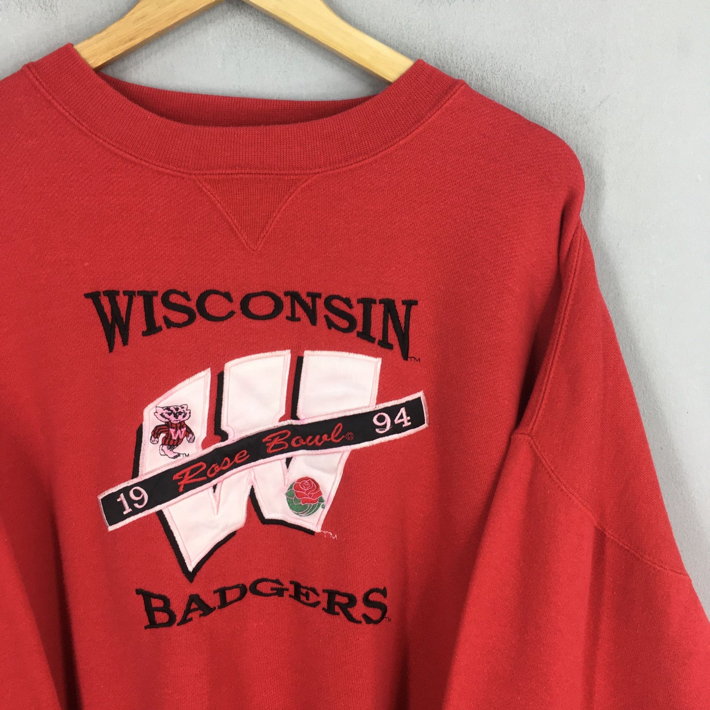 Wisconsin Badgers Ncaa Football Sweatshirt XLarge