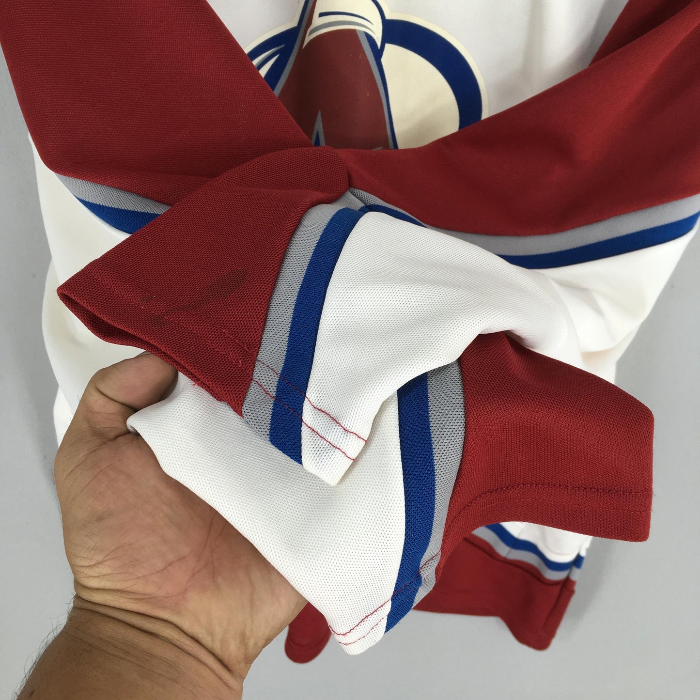 Colorado Avalanche NHL Ccm Jersey XLarge