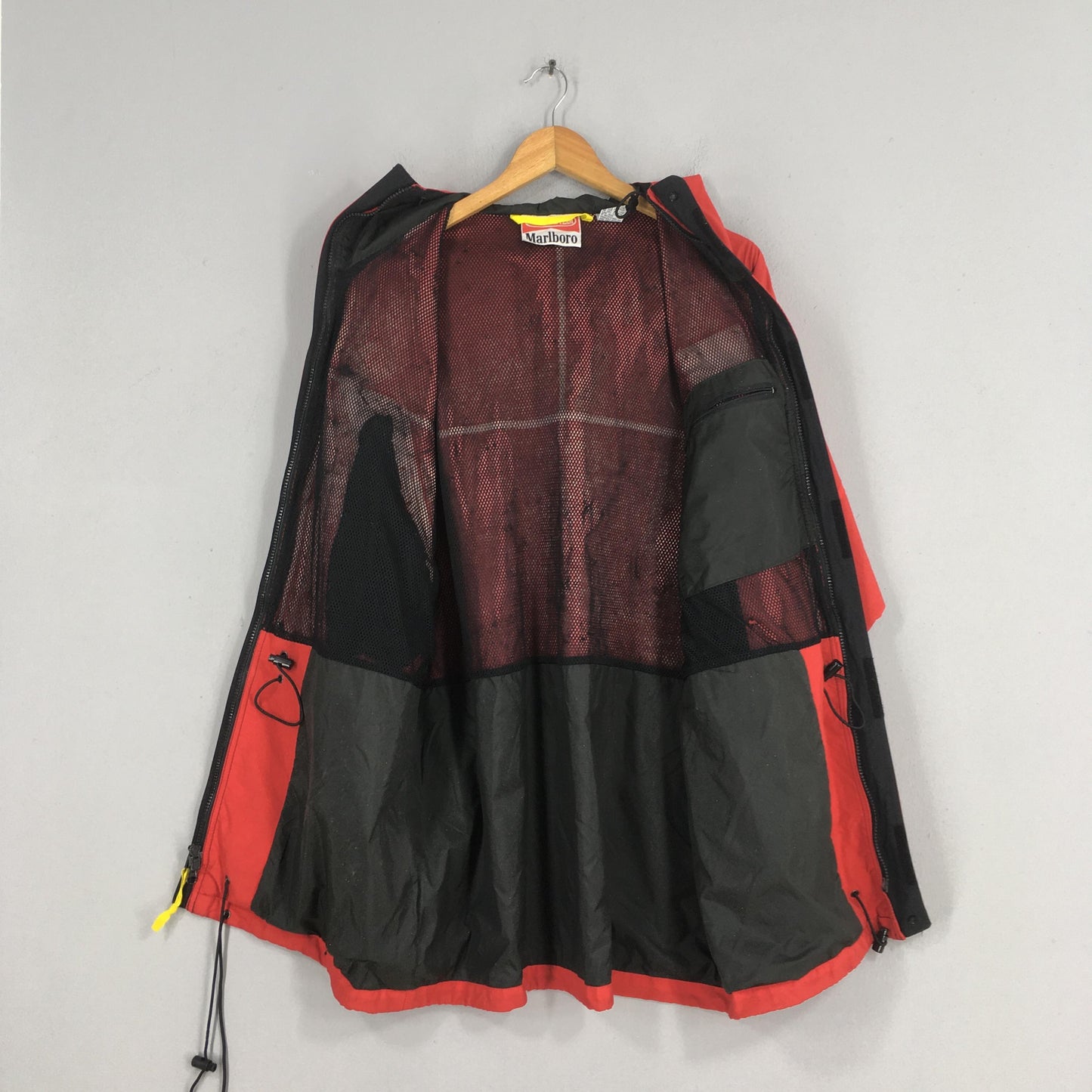 Marlboro Adventure Team F1 Jacket Large
