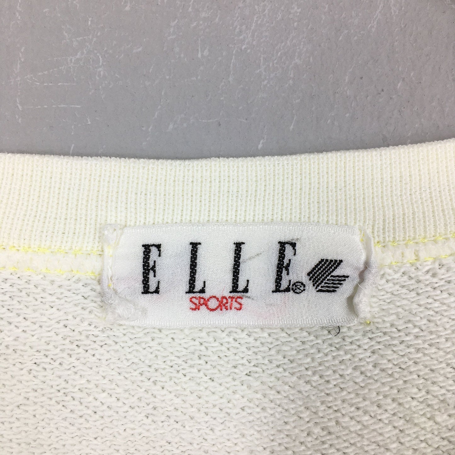 Elle Sports Yellow Sweatshirt Medium