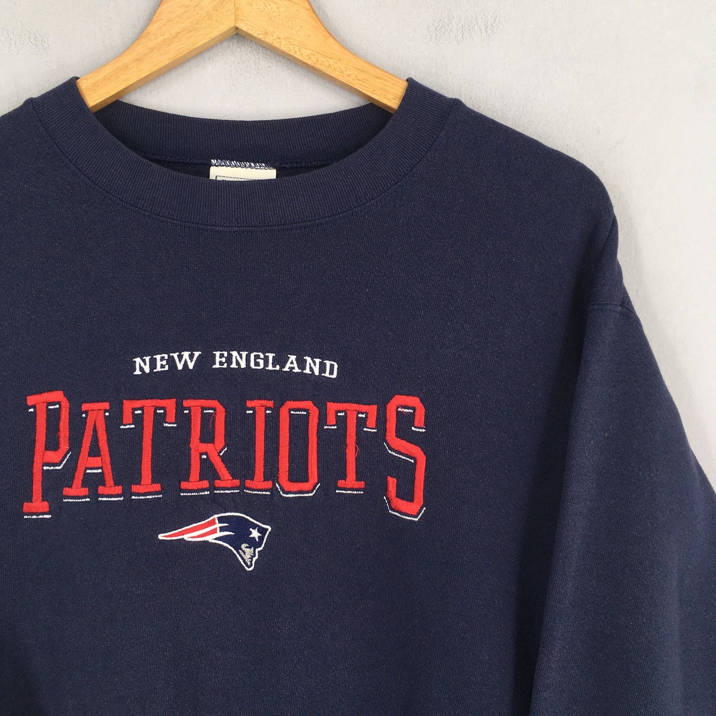 New England Patriots Football NFL Blue Sweatshirt Medium