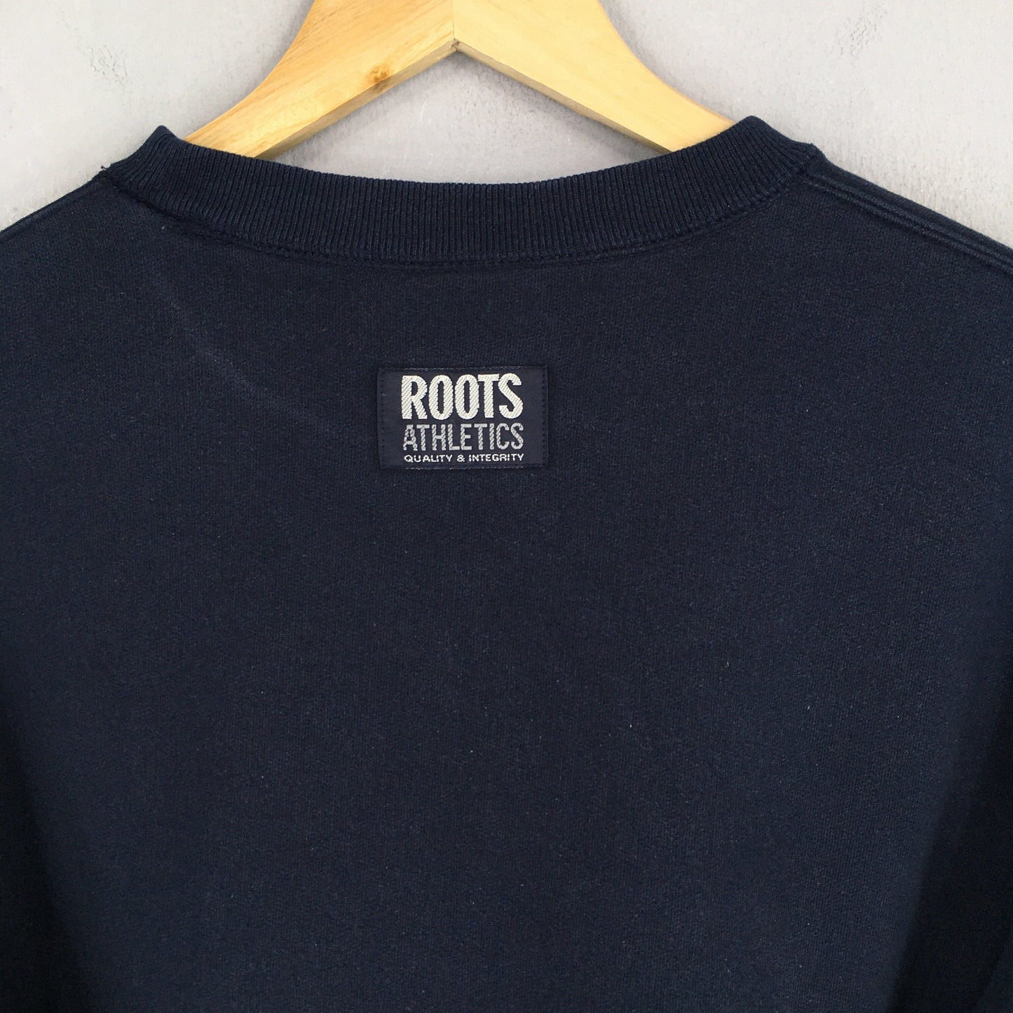 Roots Beaver Athletics Pullover Small