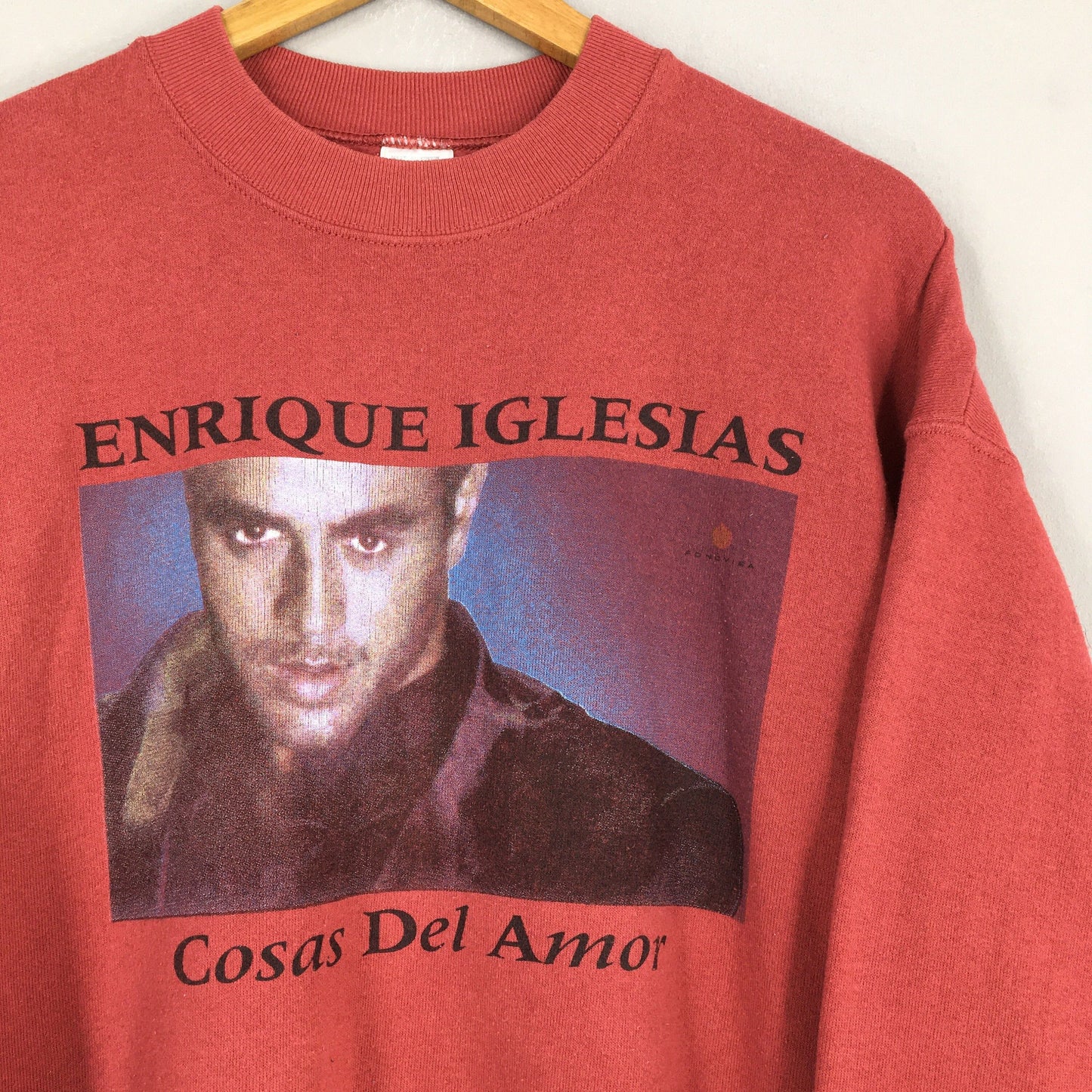 Retro Enrique Iglesias Sweatshirt Large