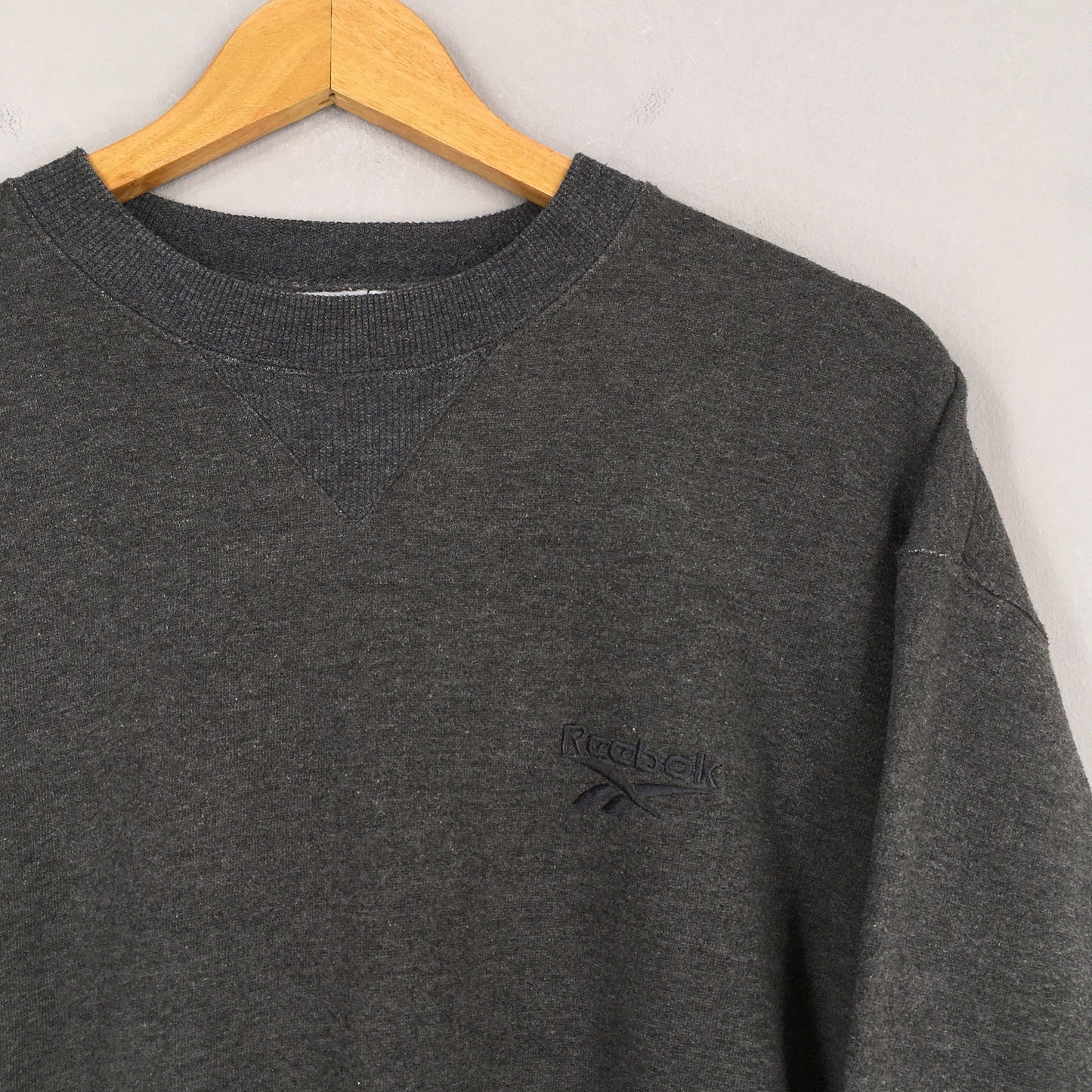 Reebok England Gray Crewneck Medium