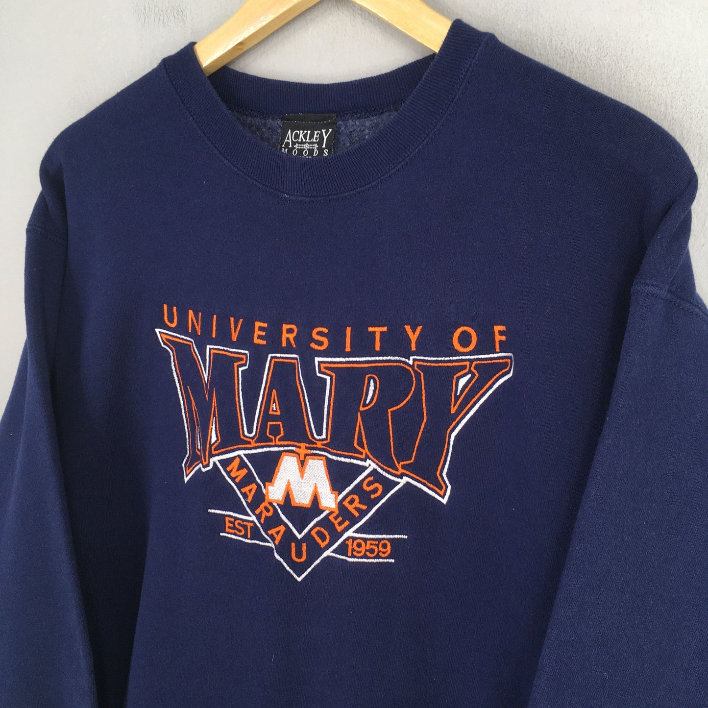 University of Mary Athletics Football Sweatshirt Large