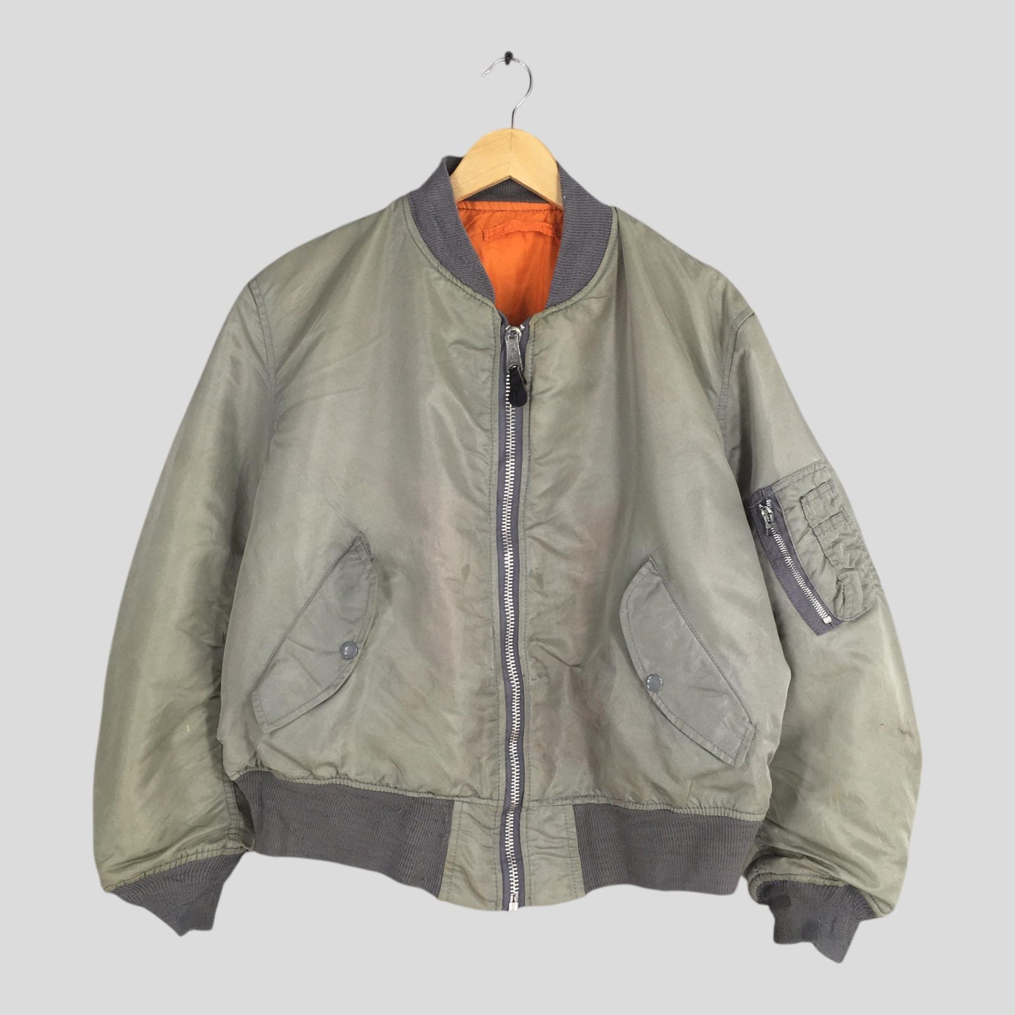 Alpha Industries US Air Force Bomber Jacket Large