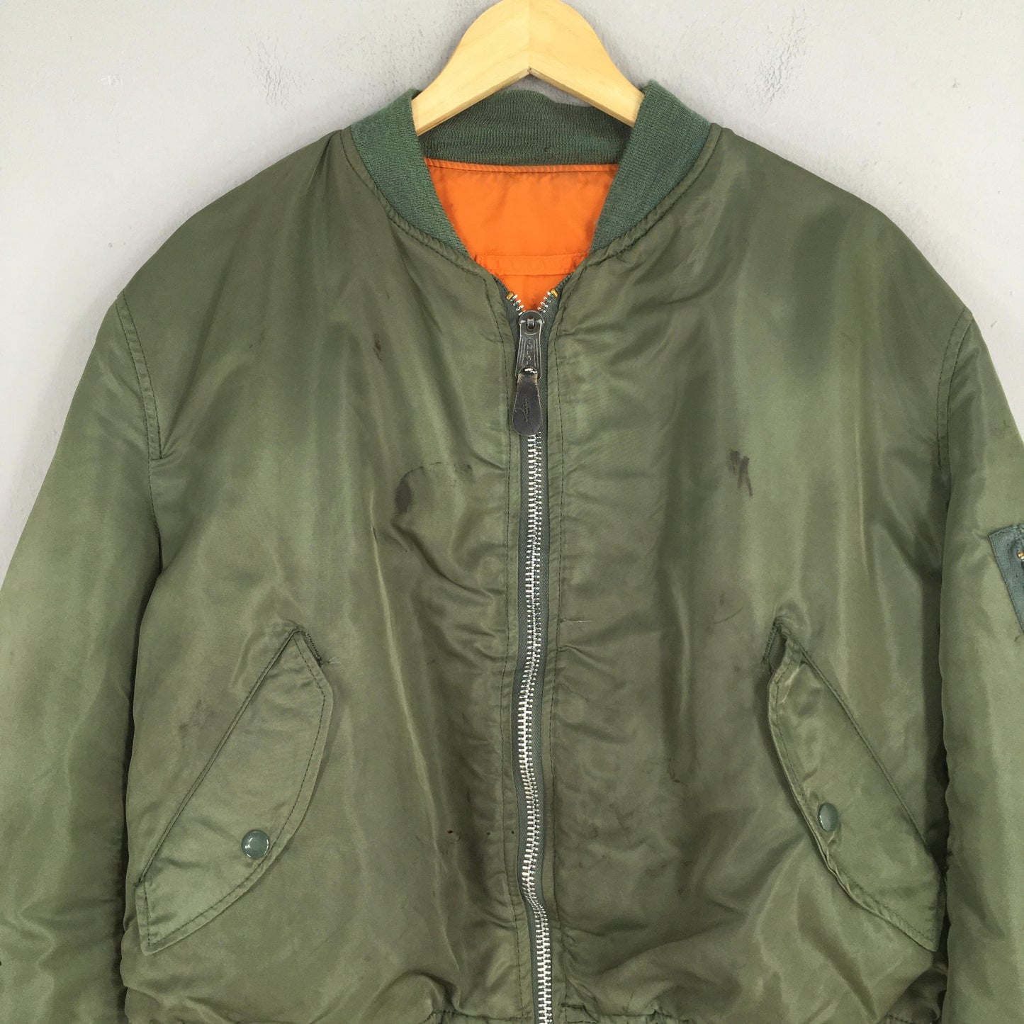 Alpha Industries US Air Force Bomber Jacket Large